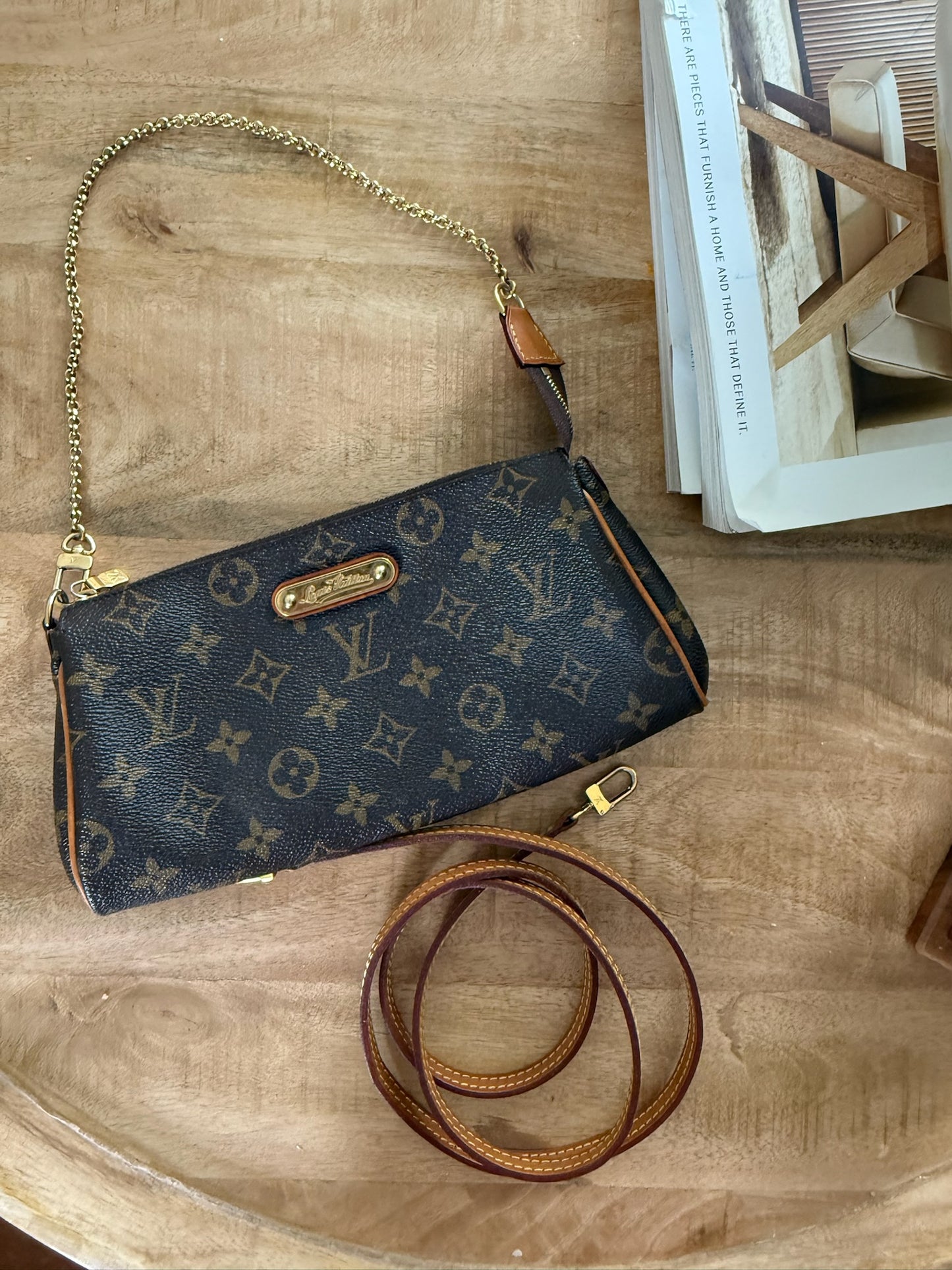 Louis Vuitton Eva clutch bag
