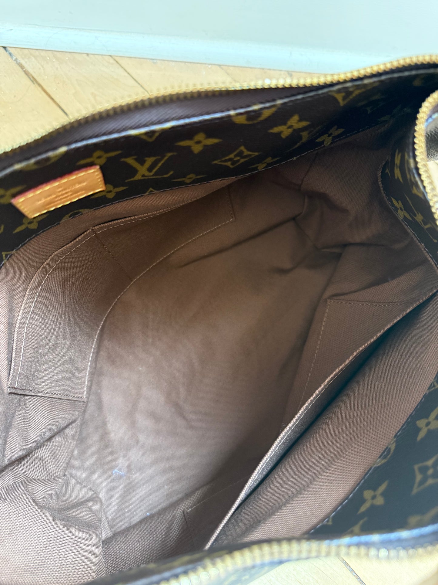 Louis Vuitton Monogram Sully MM