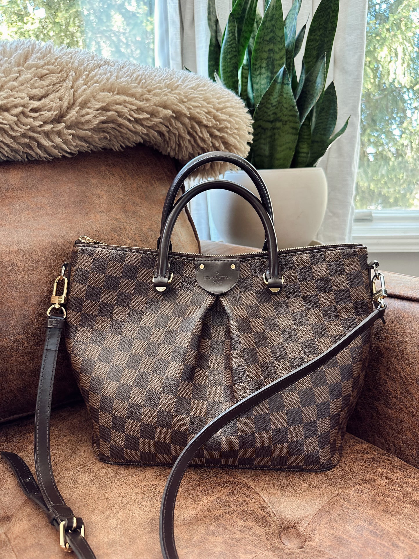 Louis Vuitton Siena MM Damier Ebene