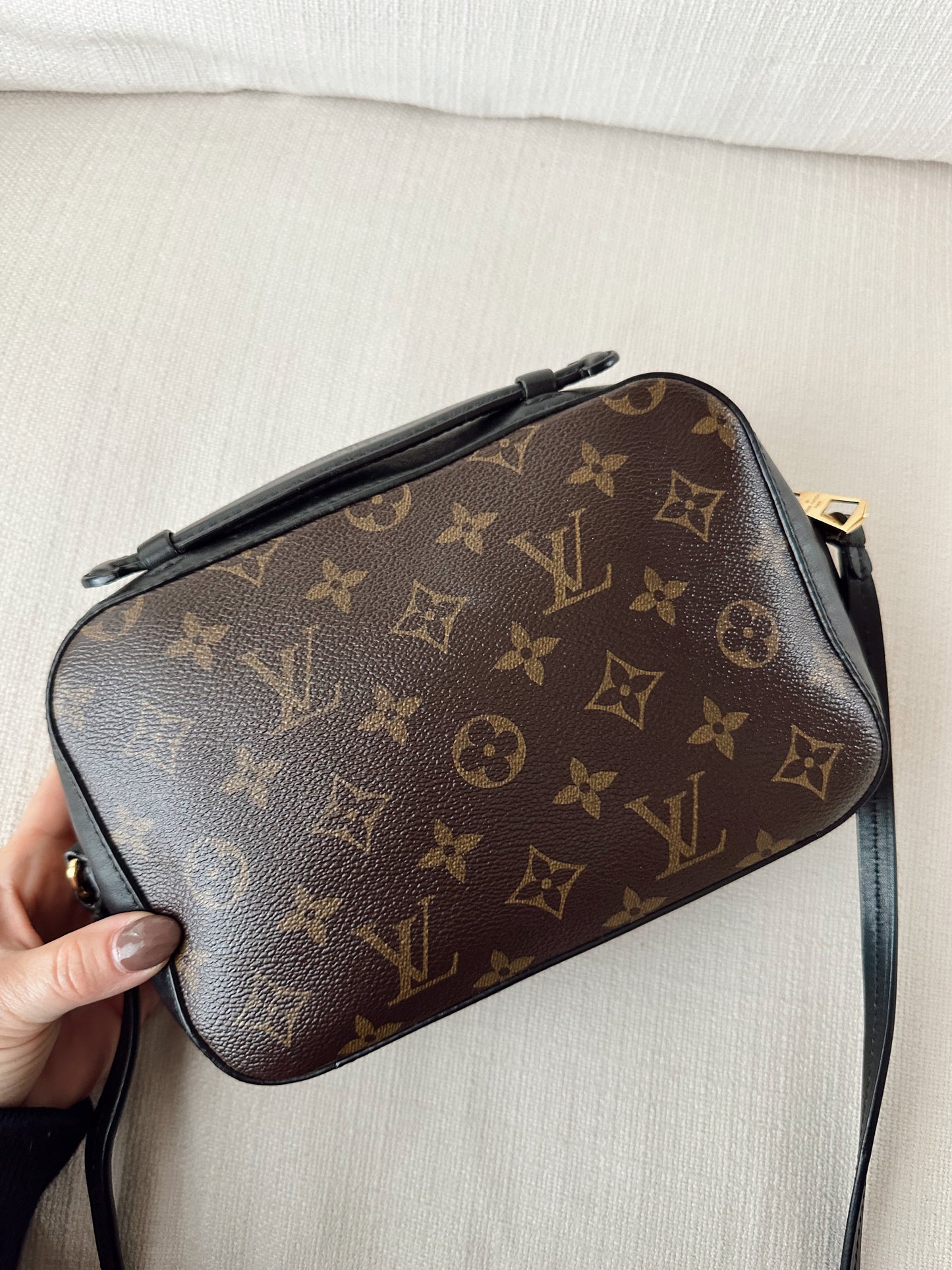 Louis Vuitton Saintonge Handbag