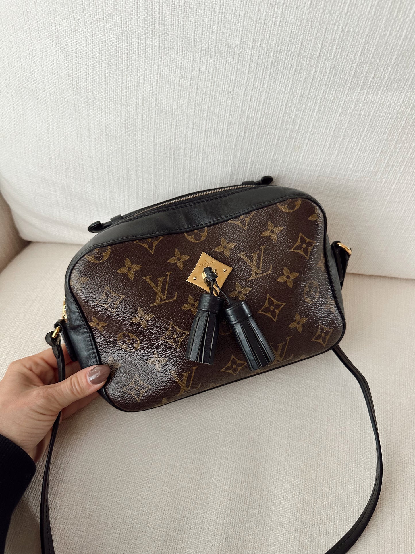 Louis Vuitton Saintonge Handbag