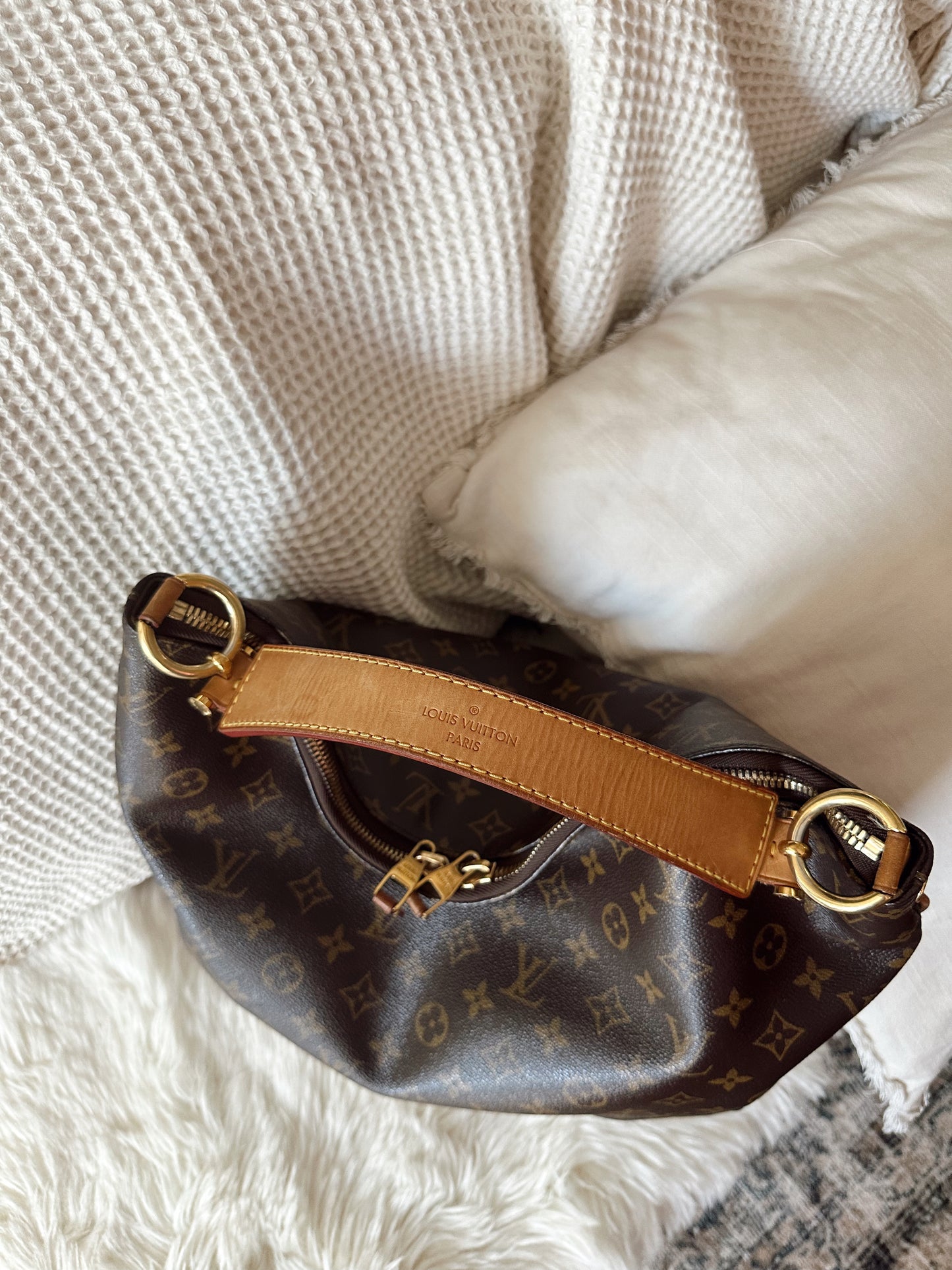 Louis Vuitton Sully MM Monogram