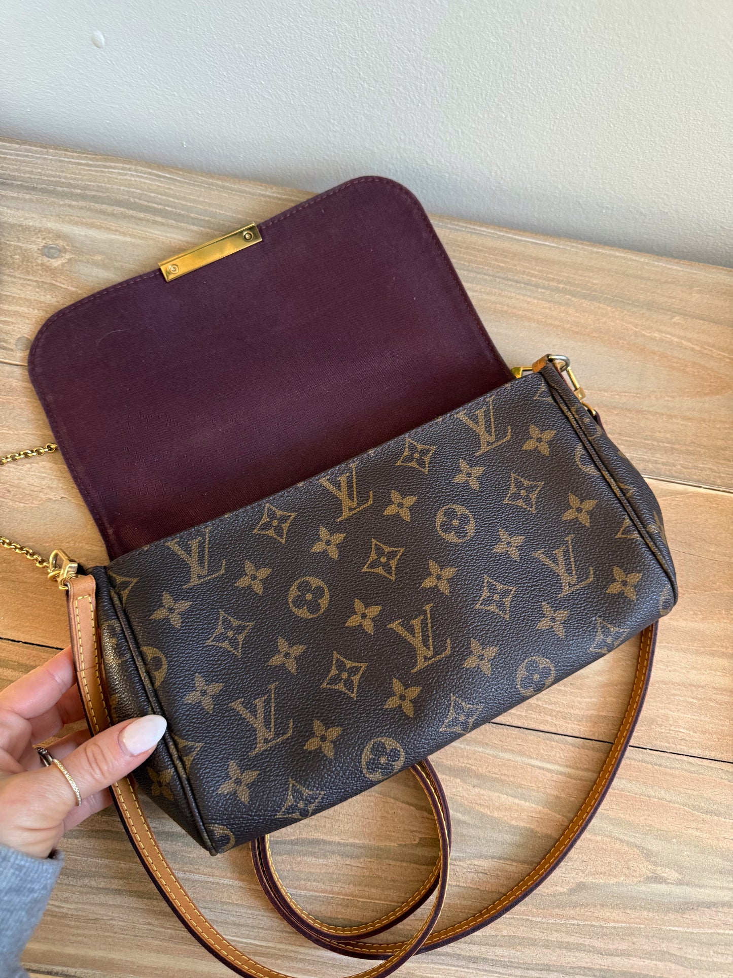 Louis Vuitton Favorite MM