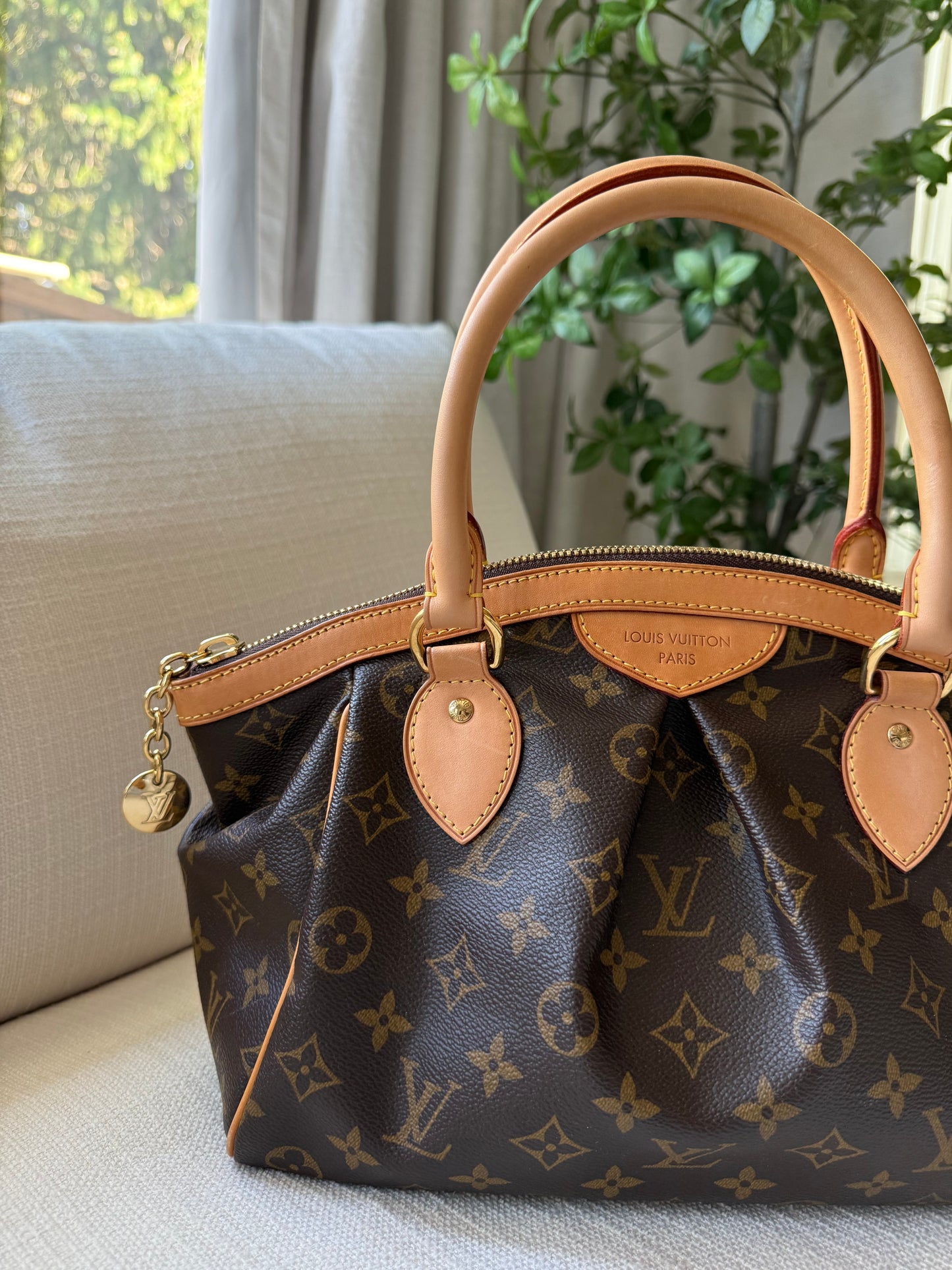 Tivoli Handbag Monogram
Canvas PM