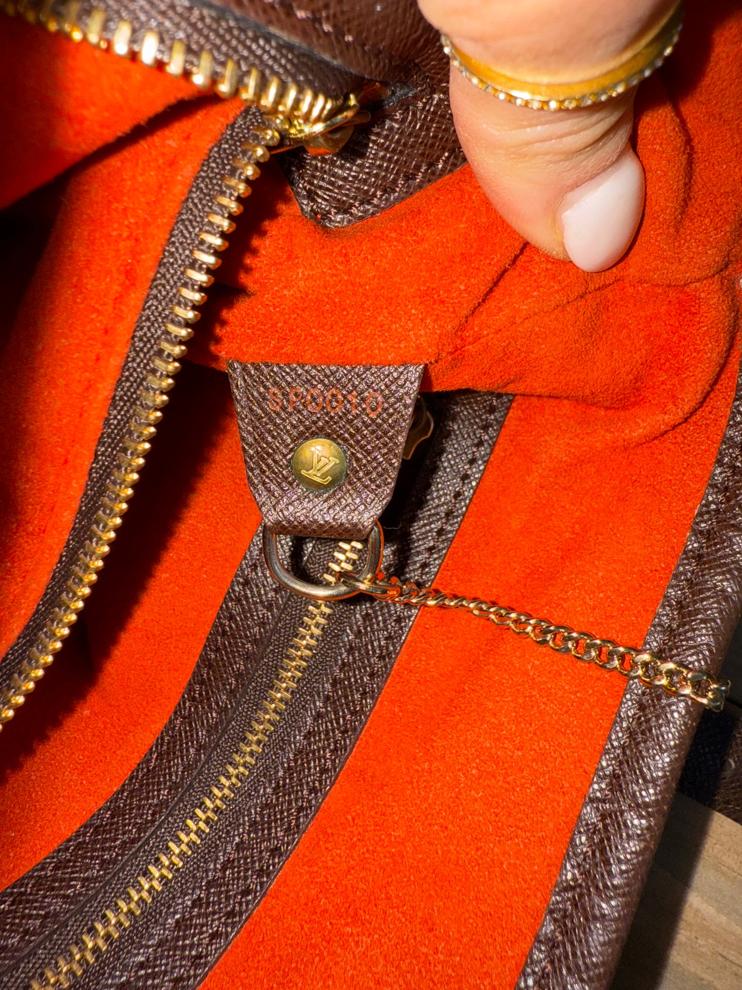 Louis Vuitton Bucket Bag Ebene