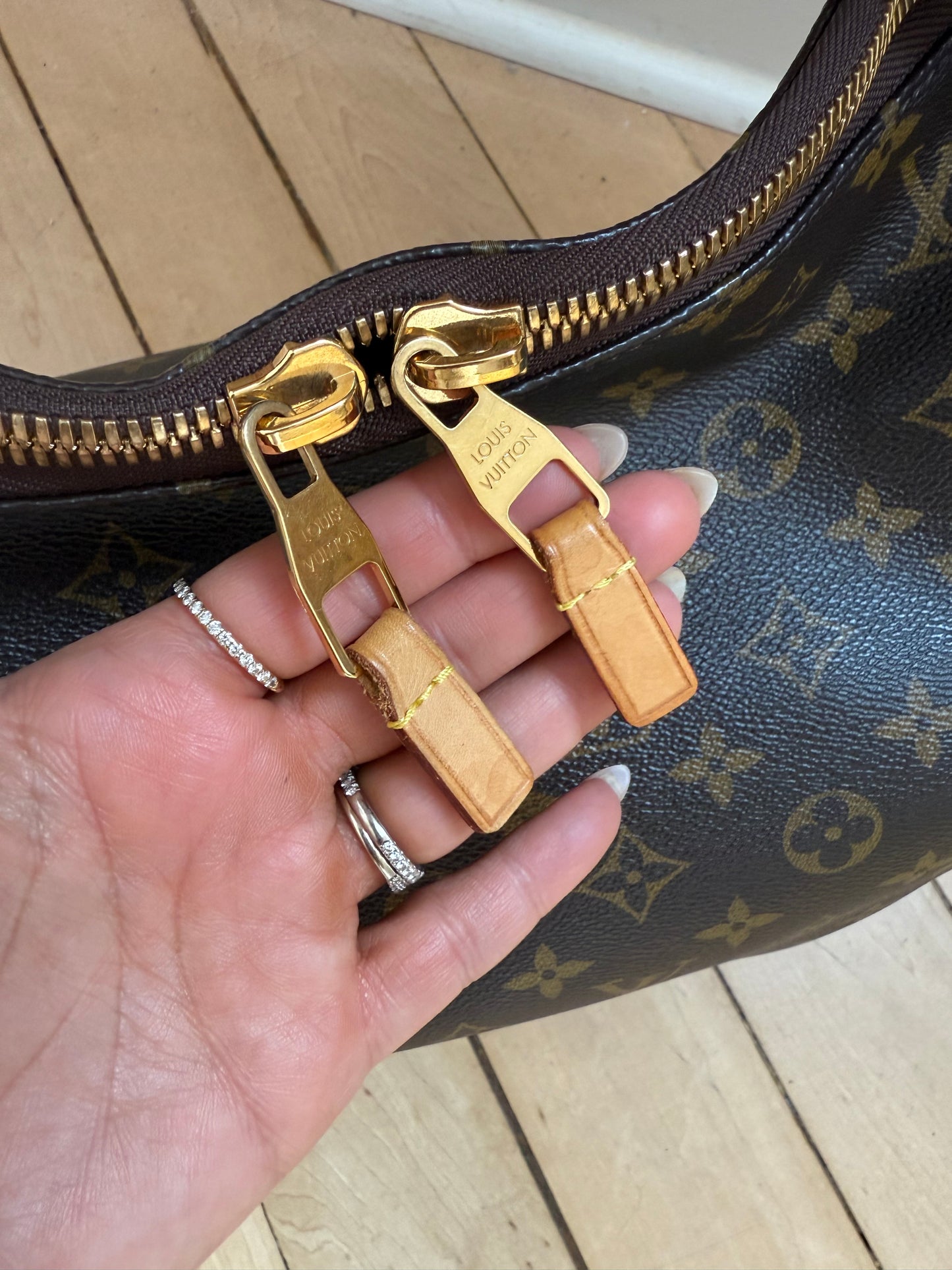 Louis Vuitton Monogram Sully MM