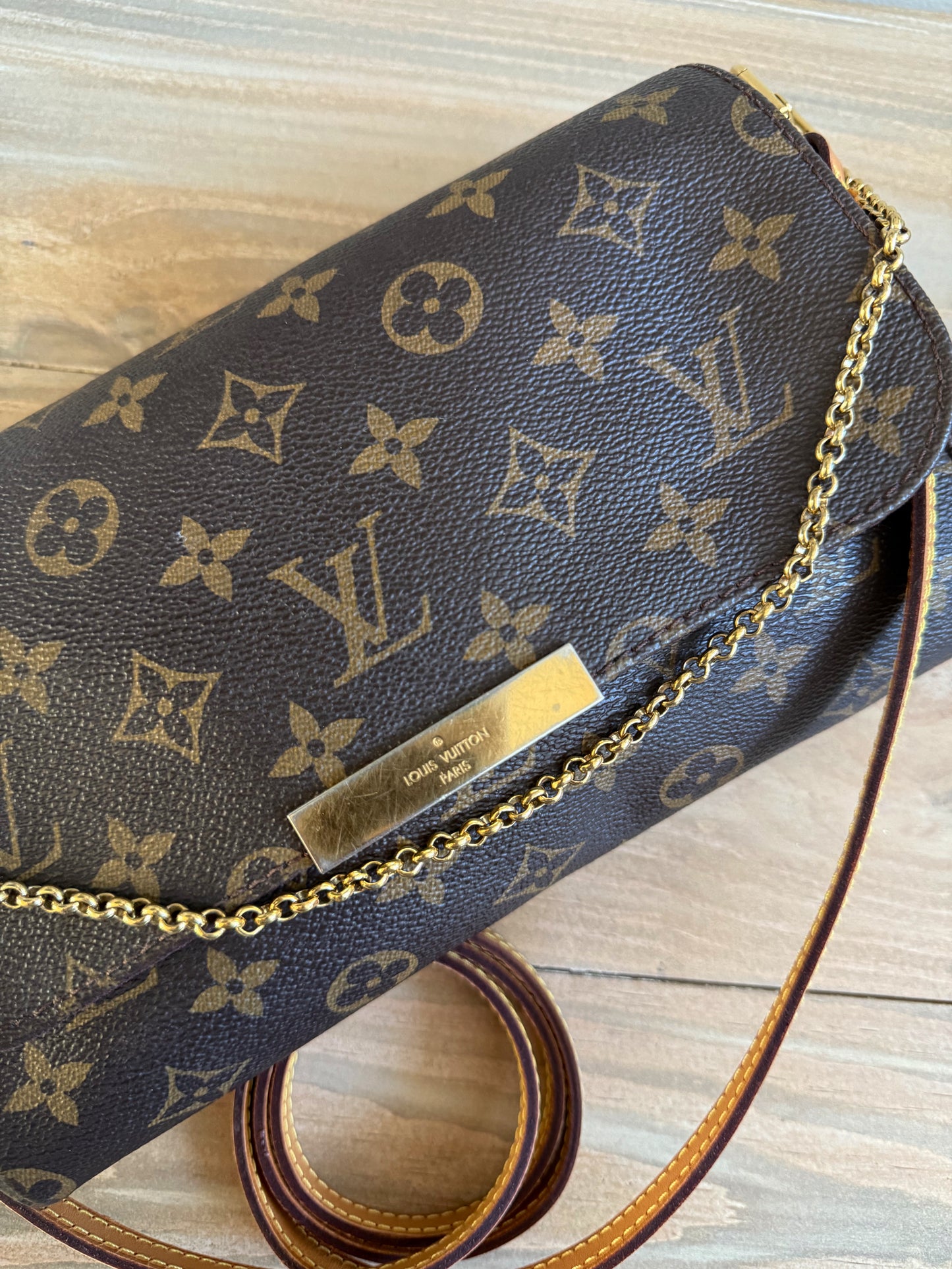 Louis Vuitton Favorite MM