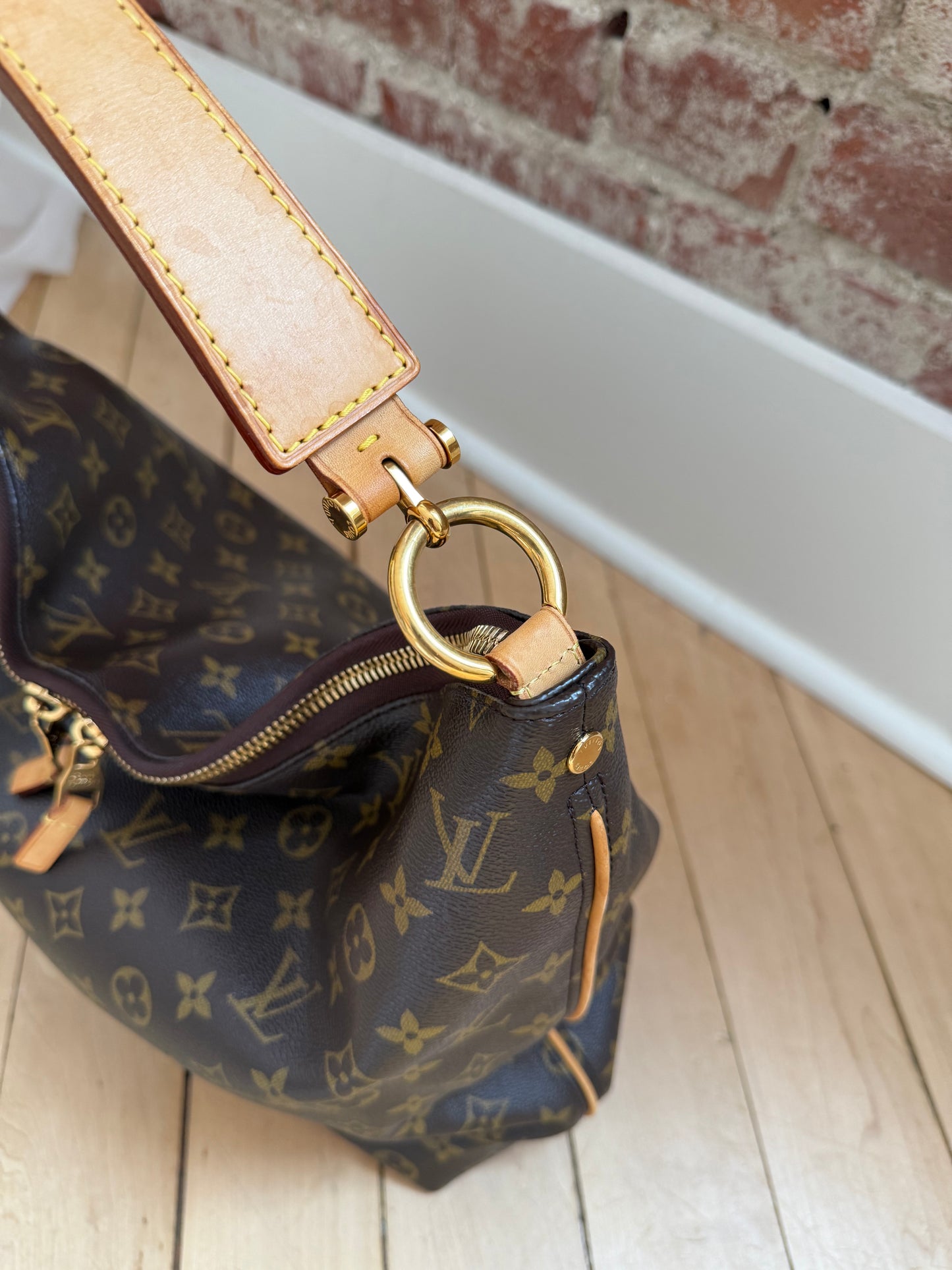 Louis Vuitton Monogram Sully MM