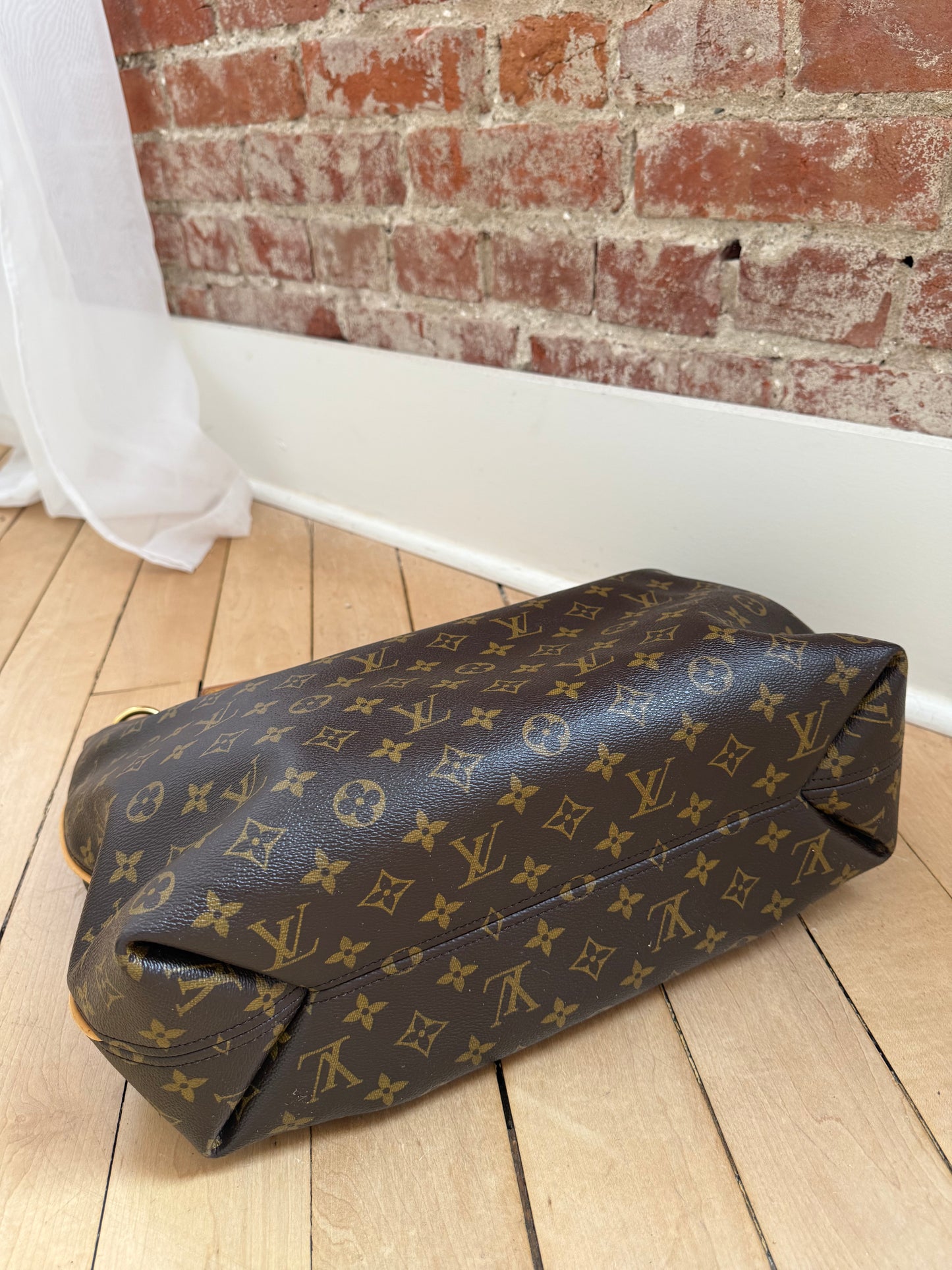 Louis Vuitton Monogram Sully MM