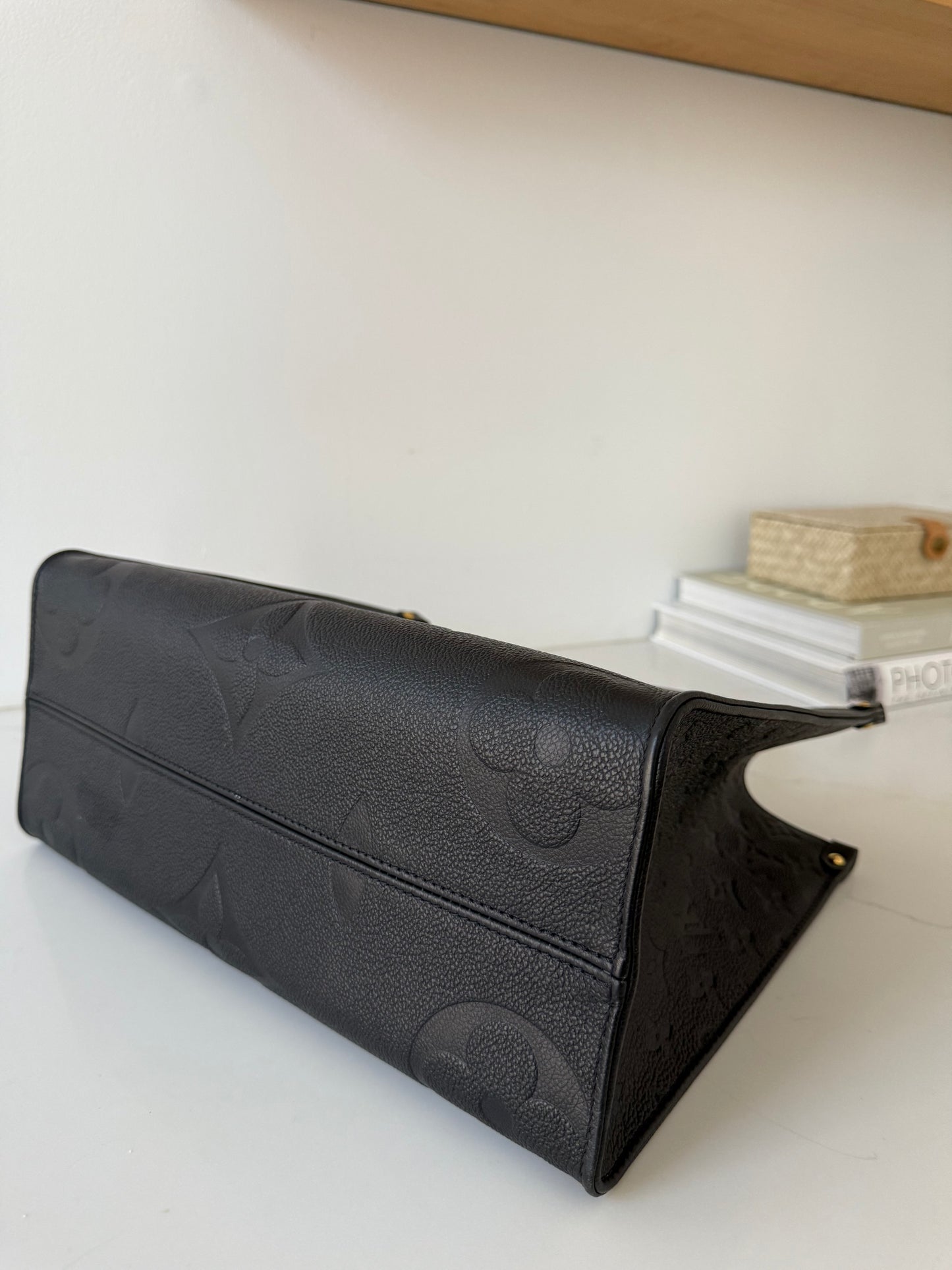 Louis Vuitton On The Go Tote MM Emp