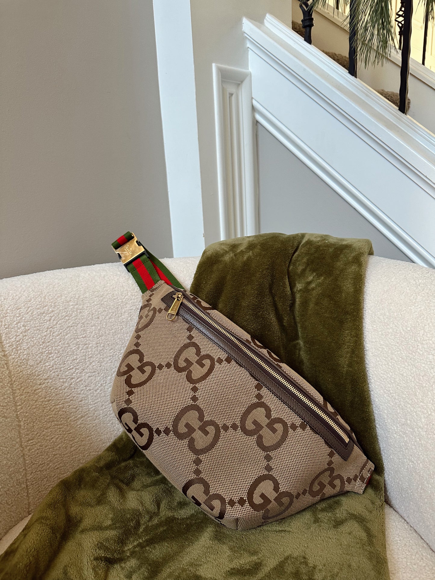 Gucci Jumbo GG Belt Bag