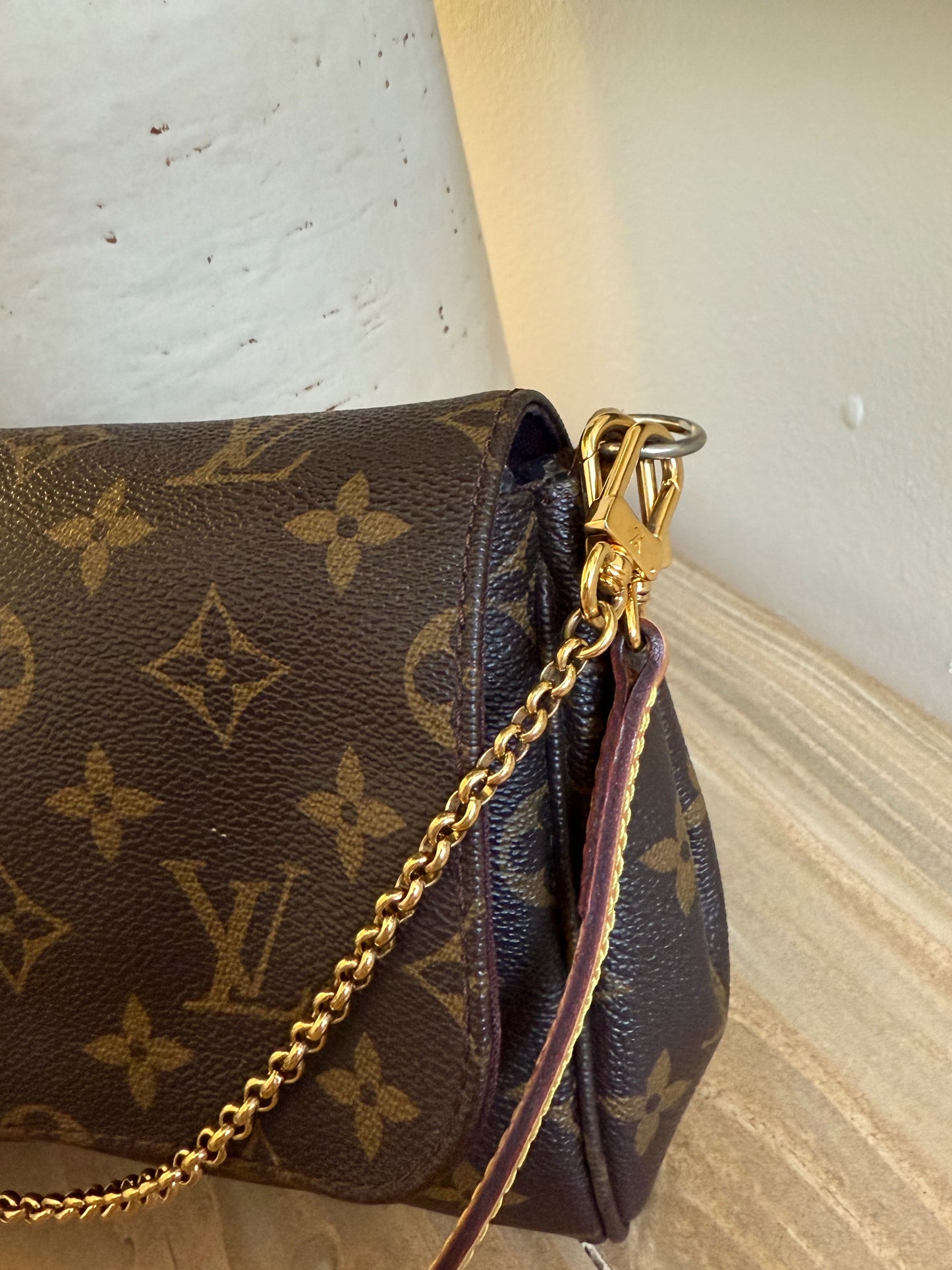 Louis Vuitton Favorite MM