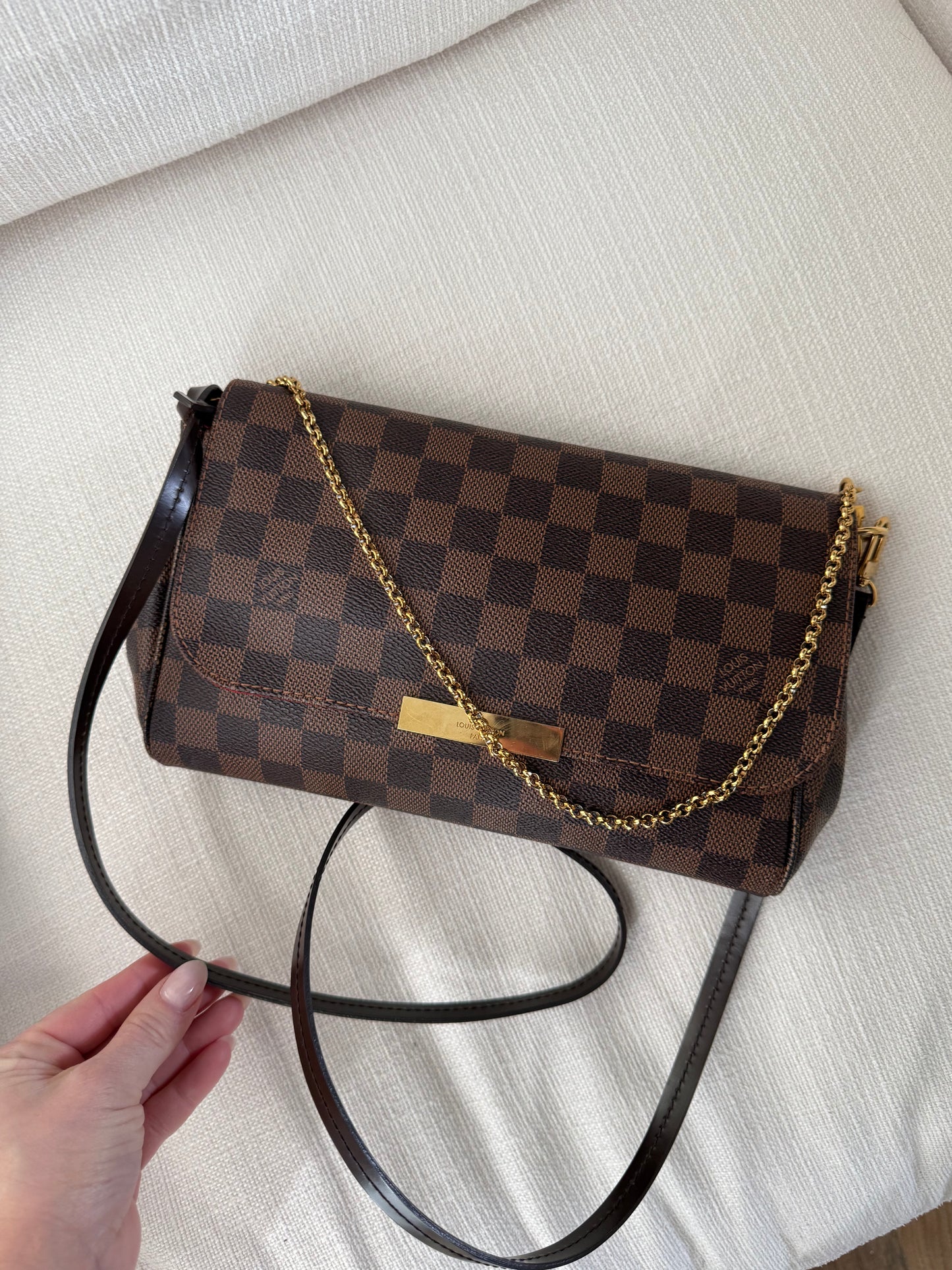 Louis Vuitton Favorite Damier Ebene MM