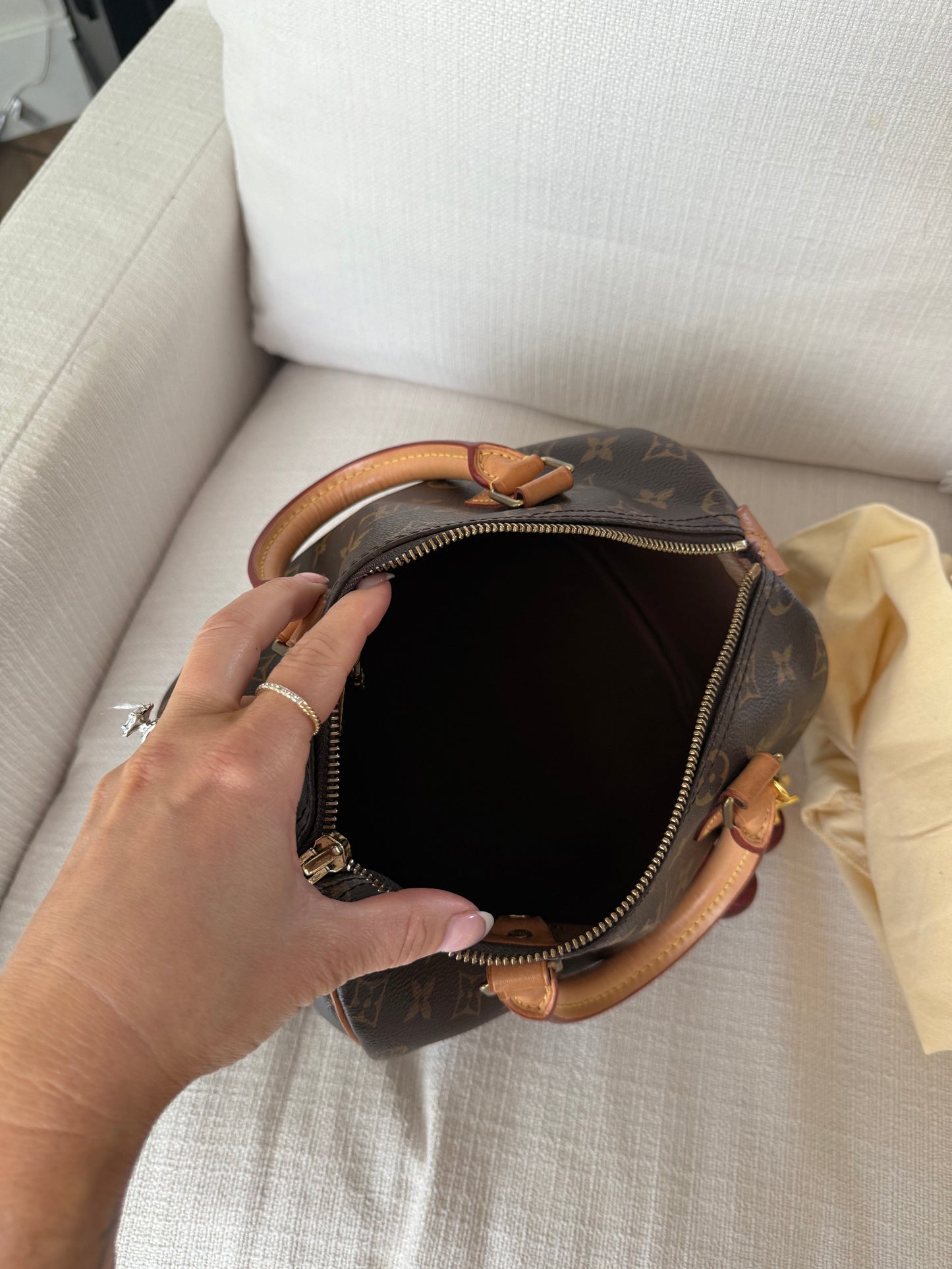 Louis Vuitton Speedy 25 Monogram