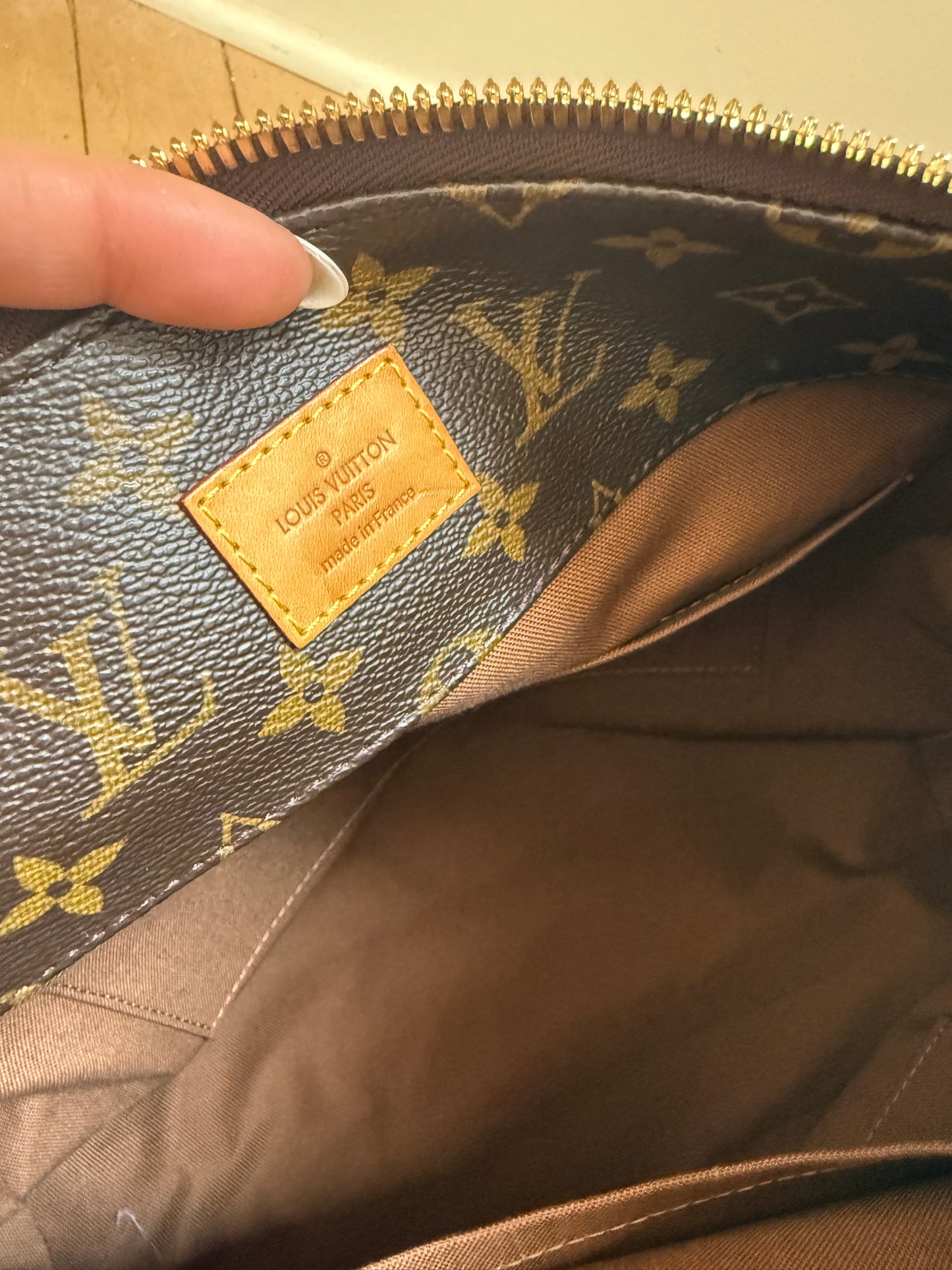Louis Vuitton Monogram Sully MM
