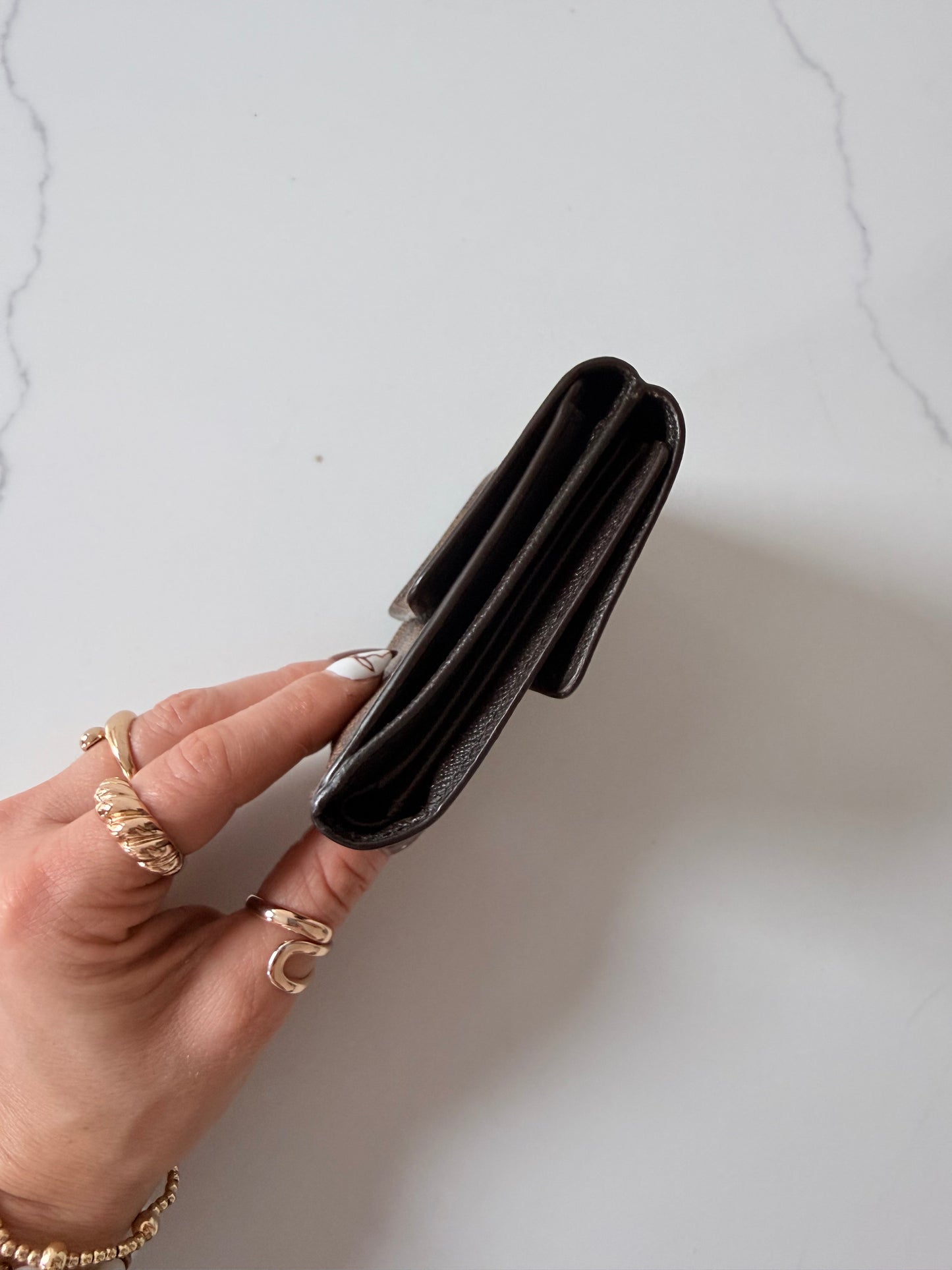 Louis Vuitton Tri-fold Elise wallet