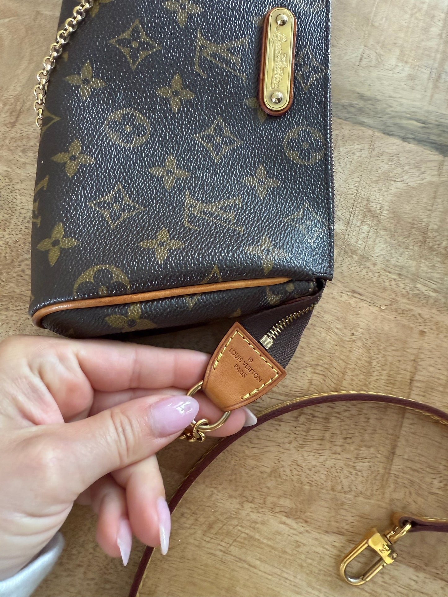 Louis Vuitton Eva clutch bag