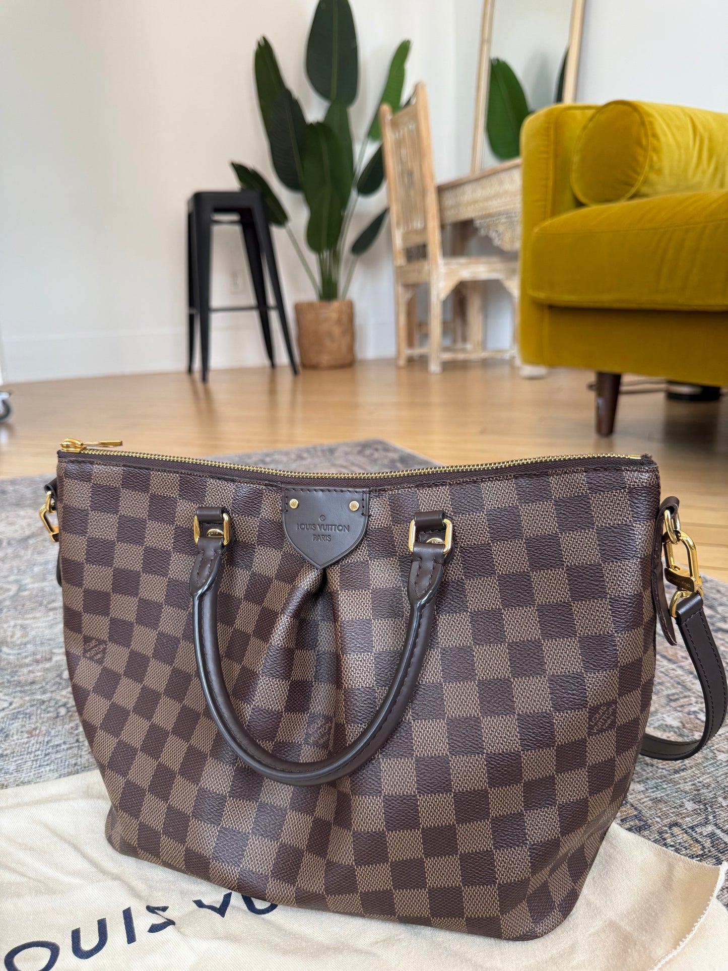 Louis Vuitton Siena MM