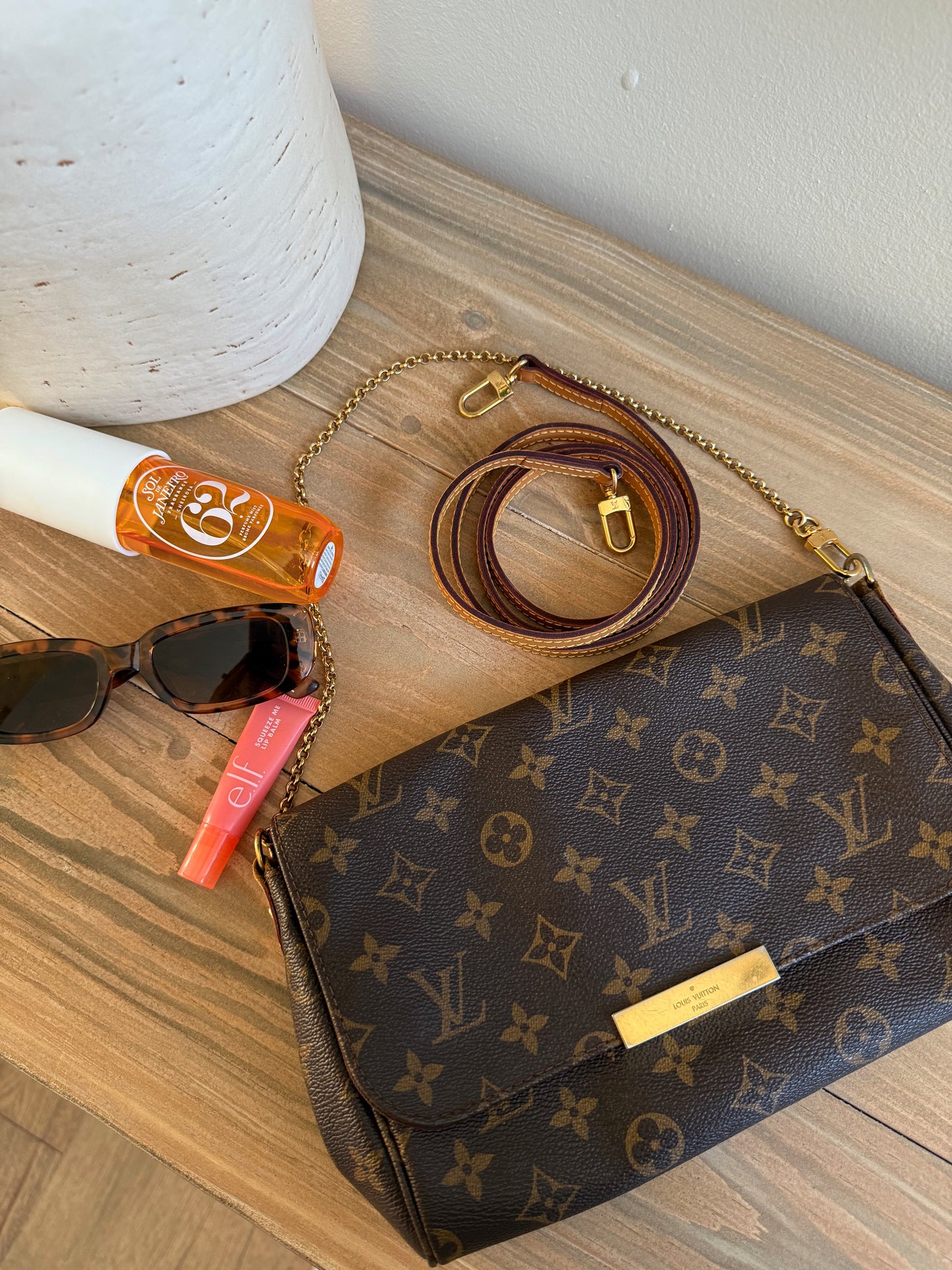 Louis Vuitton Favorite MM