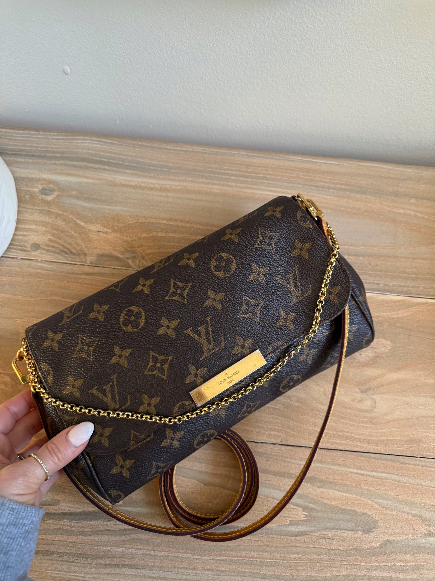 Louis Vuitton Favorite MM