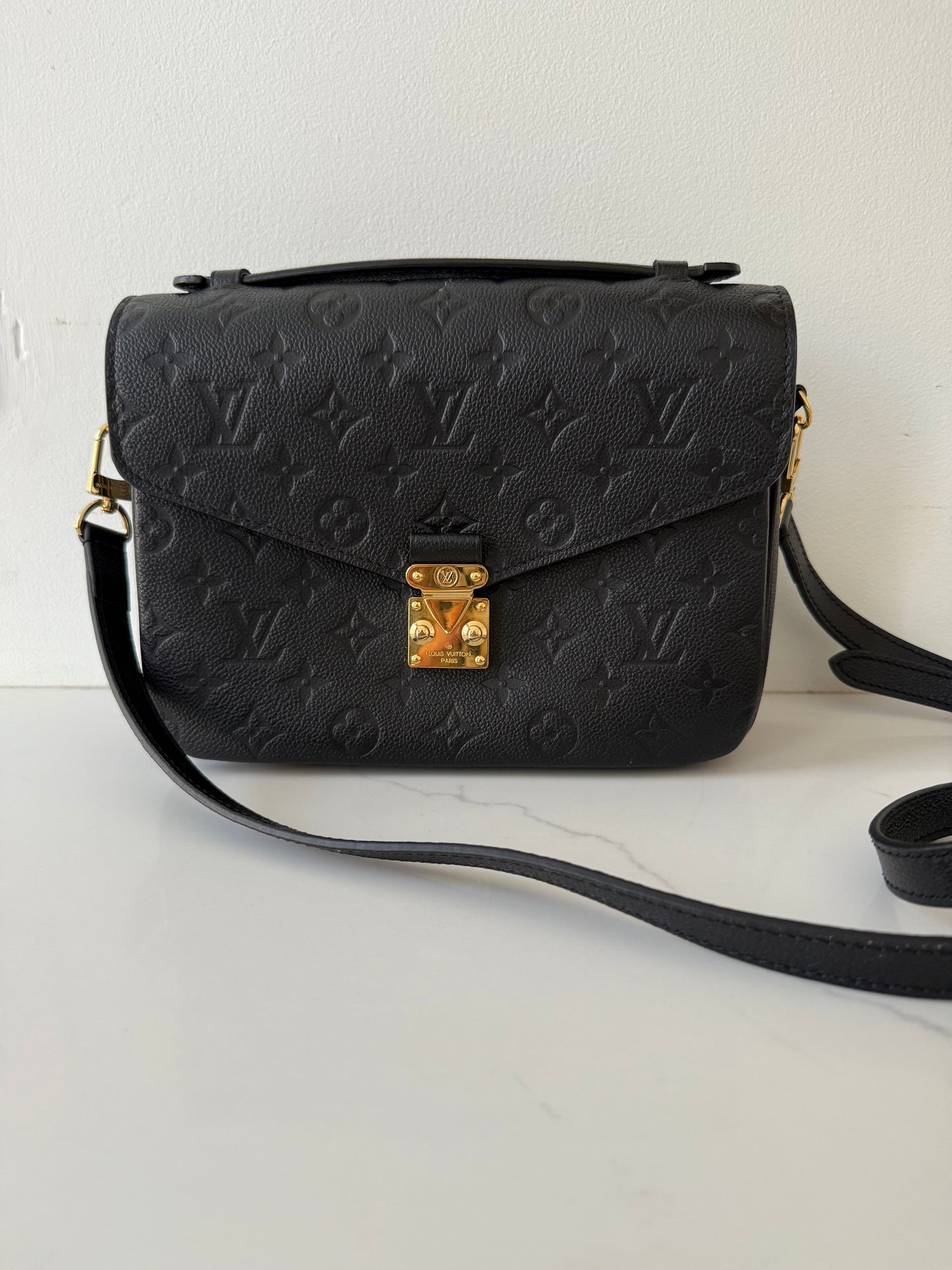 Louis Vuitton Pochette Metis Empreinte