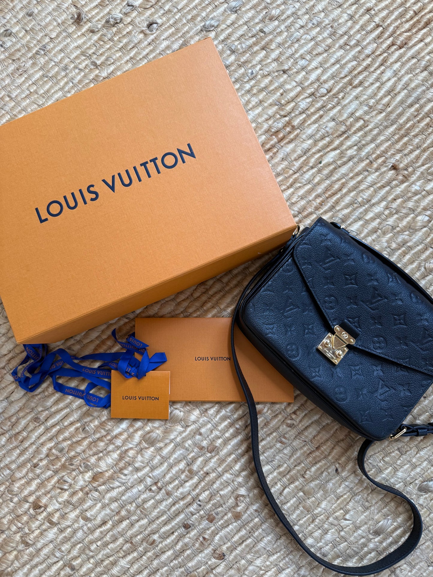 Louis Vuitton Pochette Metis Empreinte
