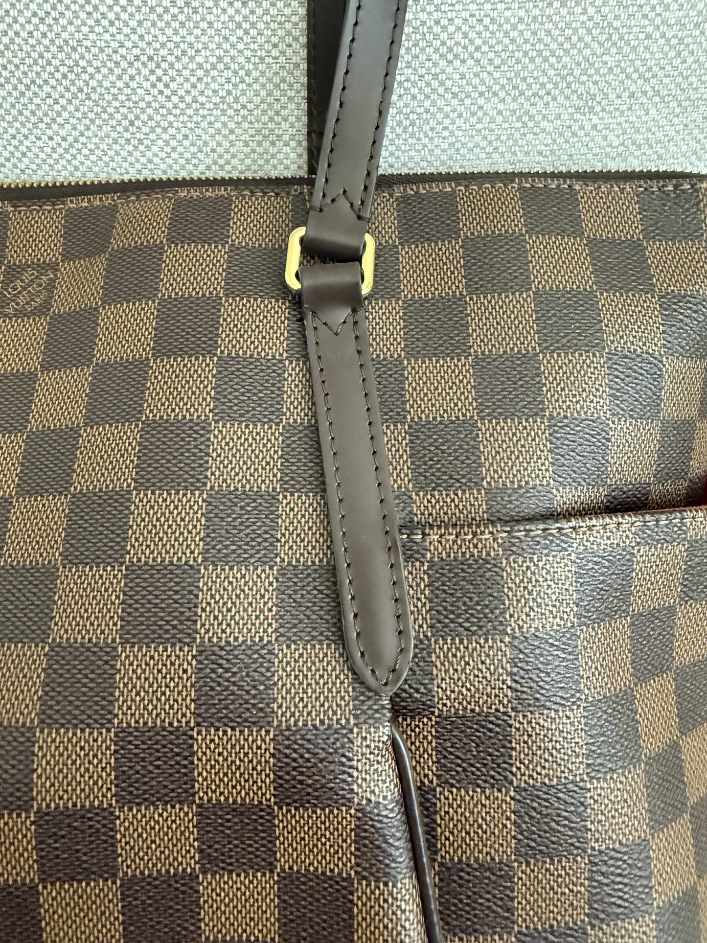 Louis Vuitton Totally MM Damier
