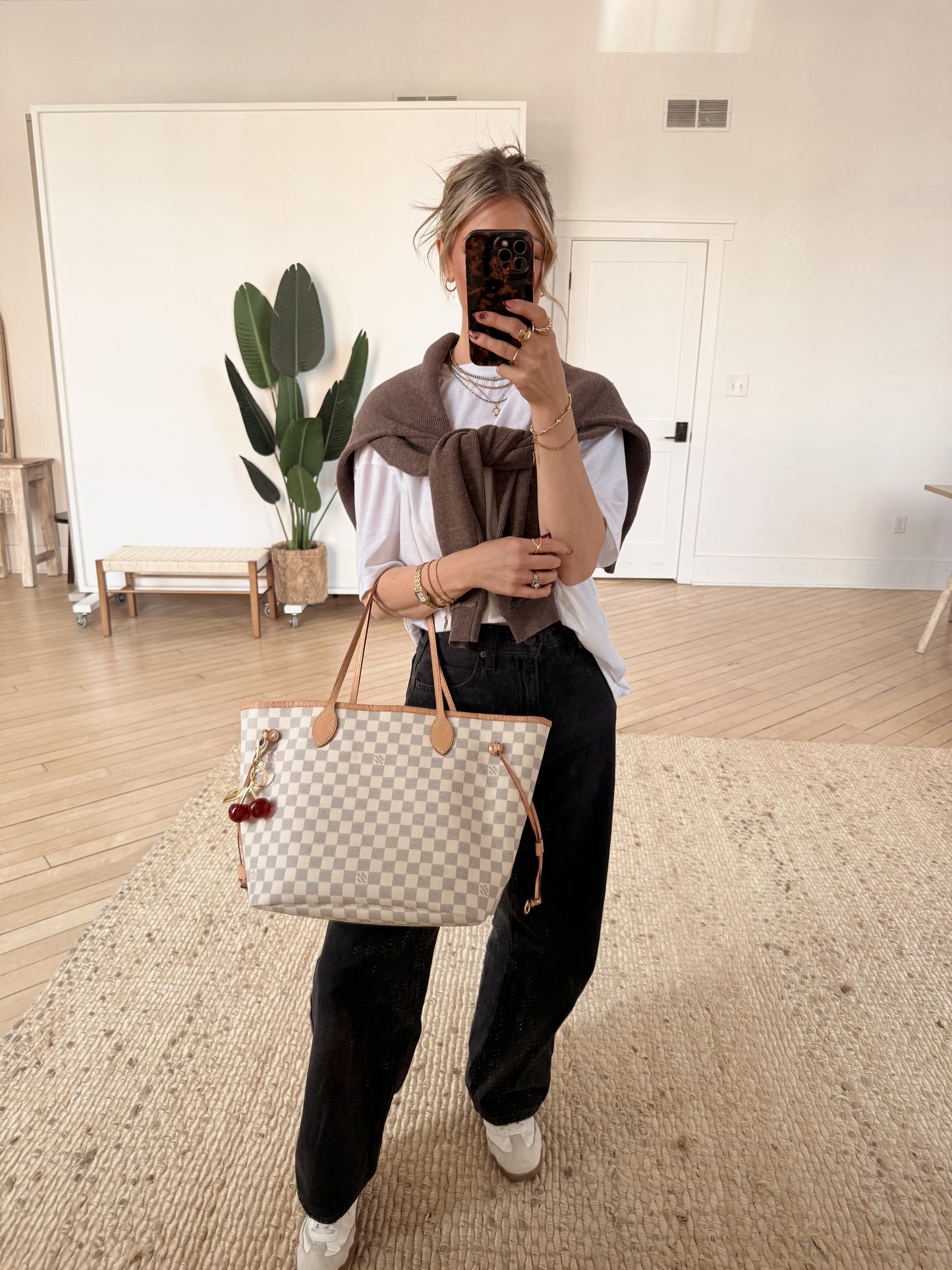 Louis Vuitton Neverfull Damier Azur Rose MM