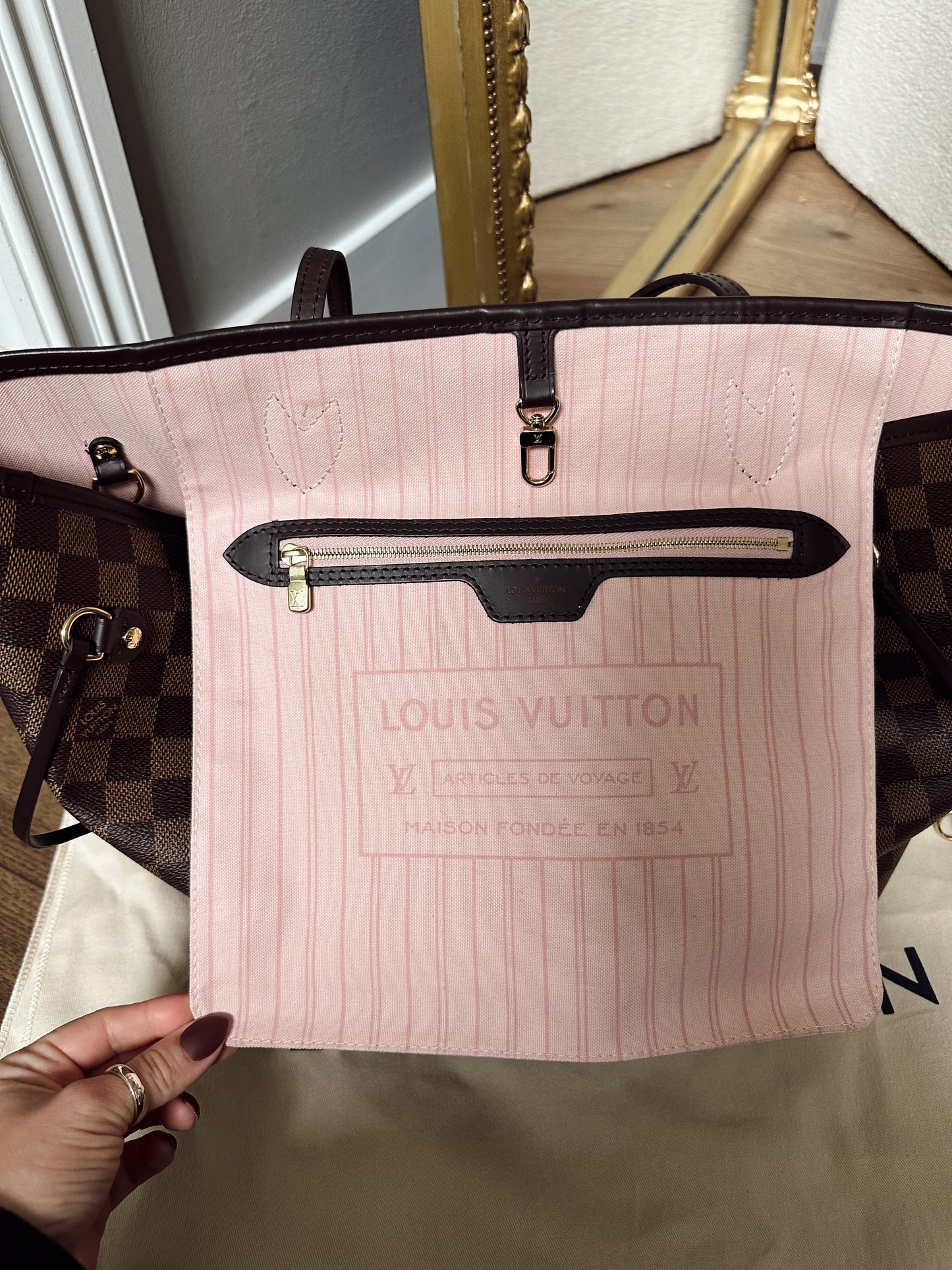 Louis Vuitton Neverfull MM Damier Ebene Rose Ballerine