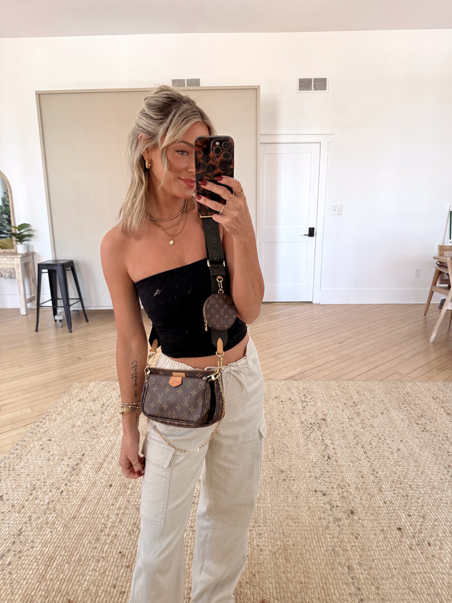 Louis Vuitton Multi Pochette Accessoires Kaki