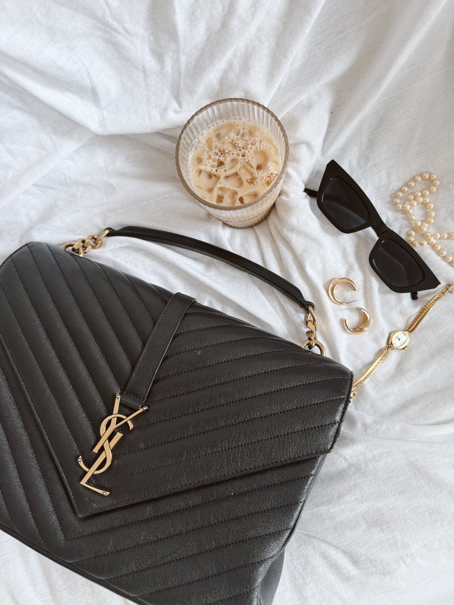 YSL Classic Monogram College Bag
Matelasse Chevron Leather
Large