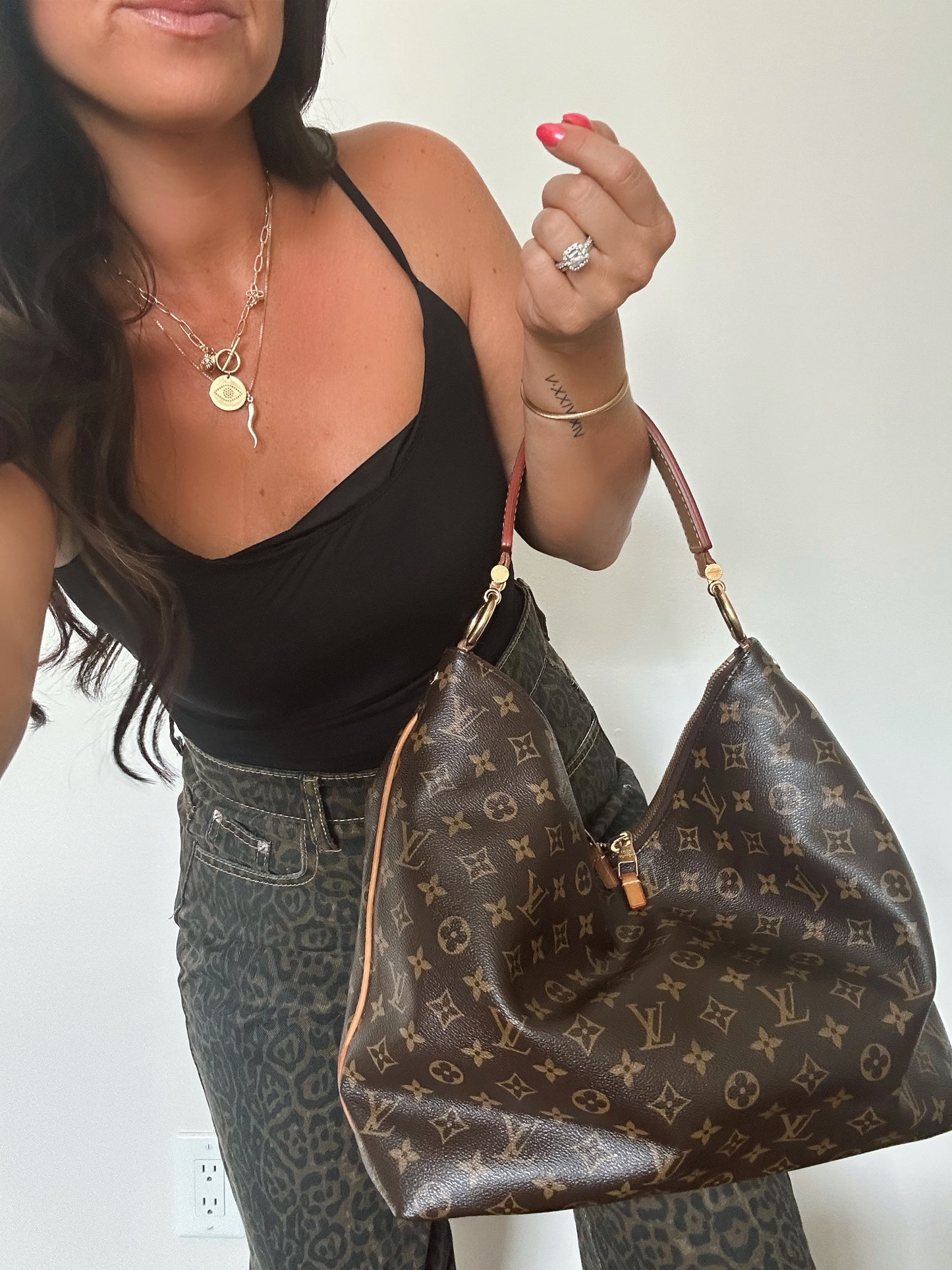 Louis Vuitton Sully MM Monogram