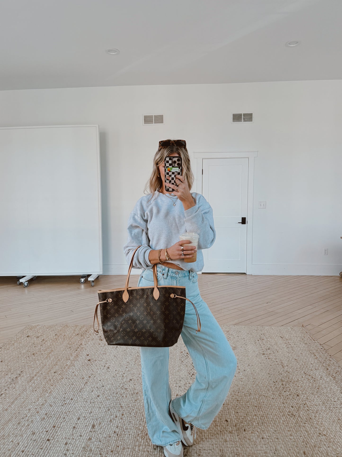 Louis Vuitton Neverfull Monogram MM