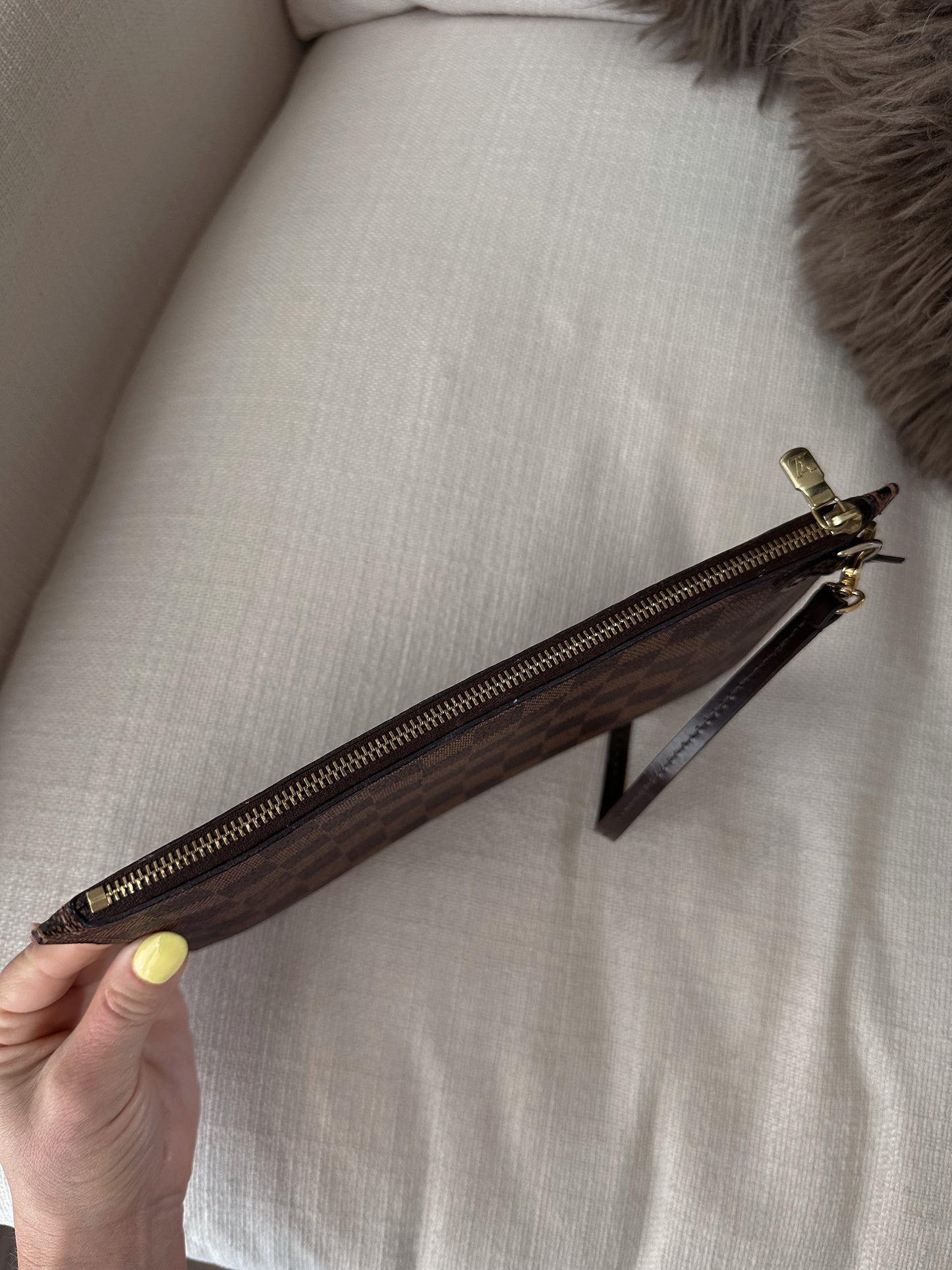 Louis Vuitton Neverfull Wristlet Damier Ebene