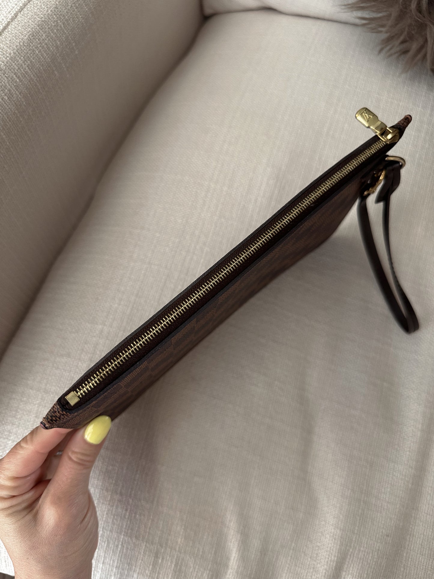 Louis Vuitton Neverfull Wristlet Damier Ebene