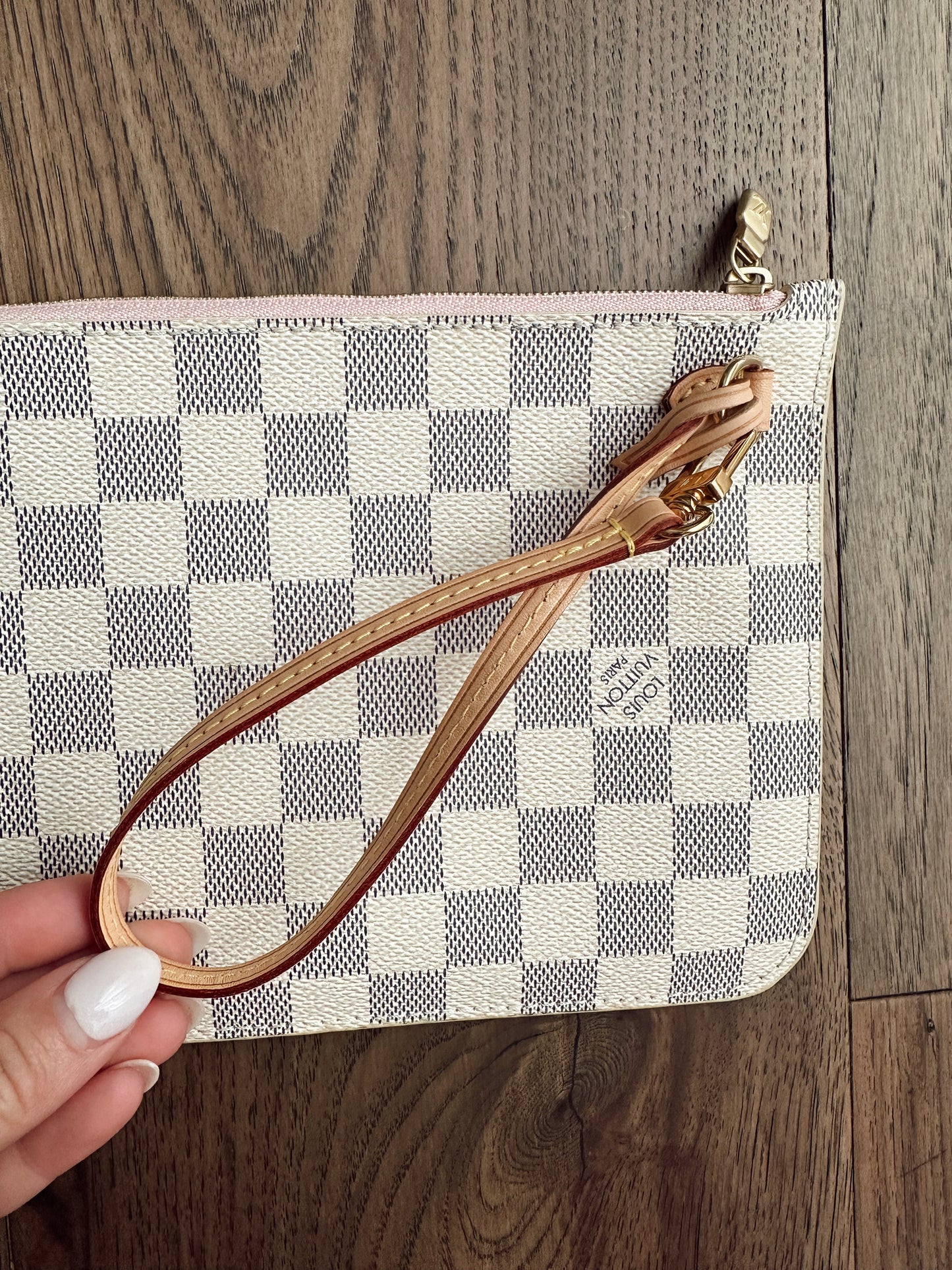 LV Neverfull Wristlet Damier Azur Ballerine