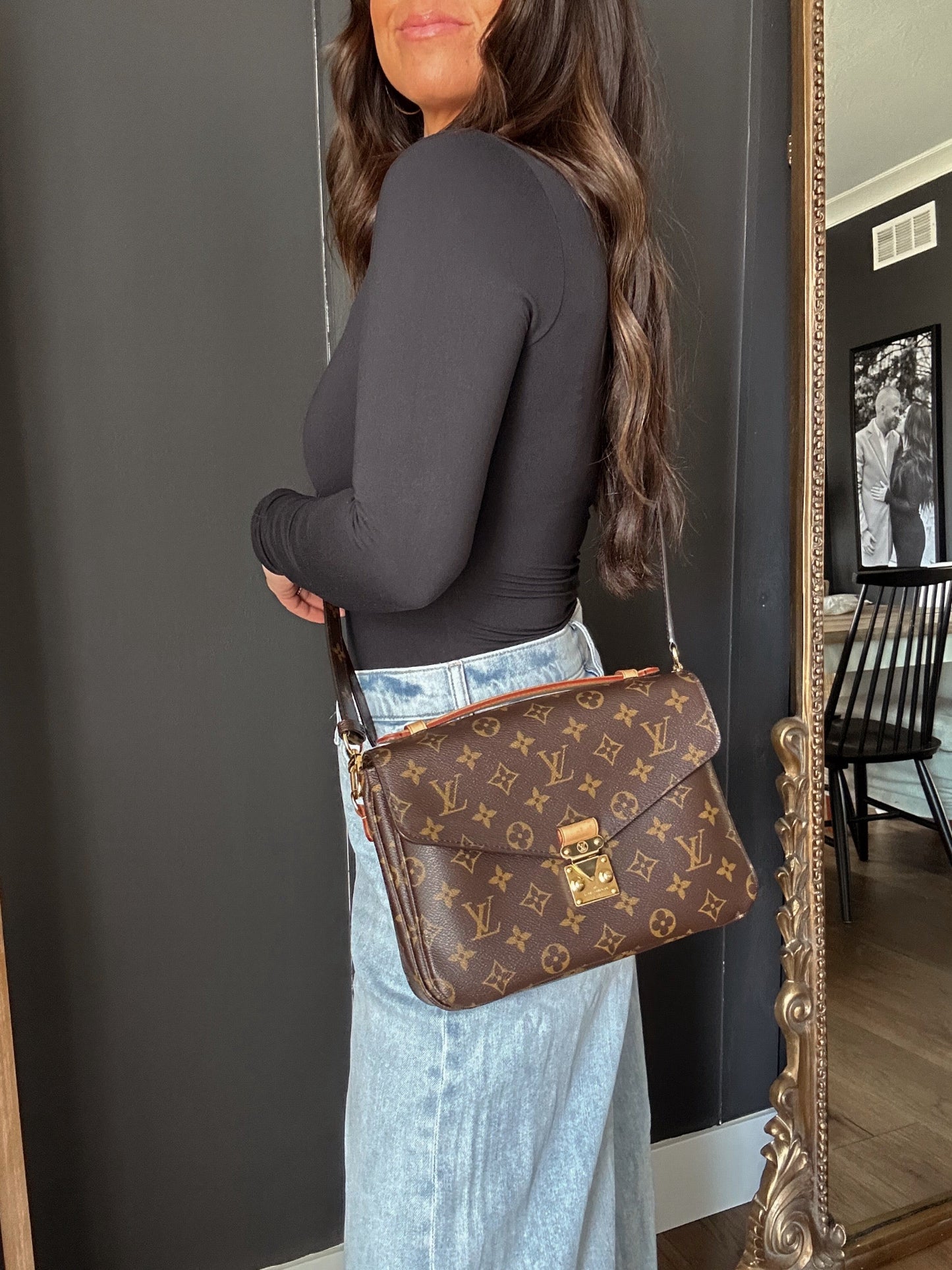 Louis Vuitton Pochette Metis Monogram