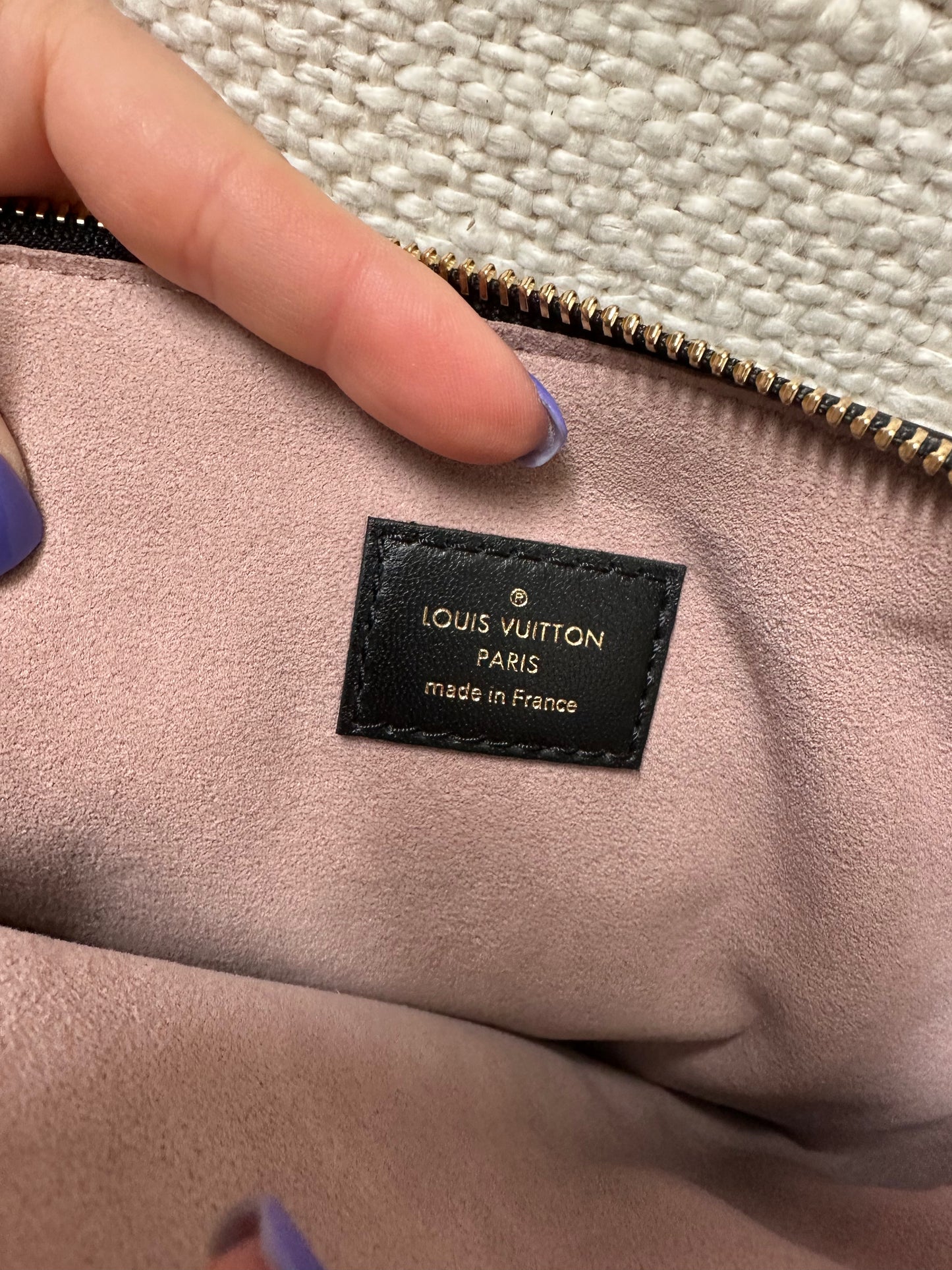Louis Vuitton Coussin PM Black