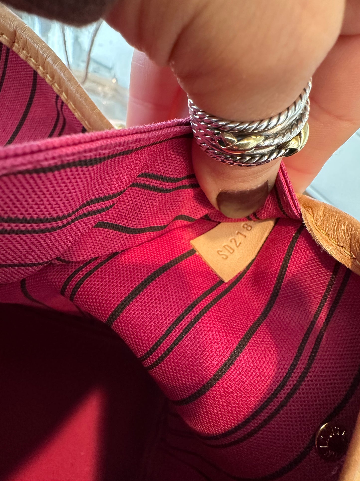 Louis Vuitton Neverfull Monogram MM Peony Pink