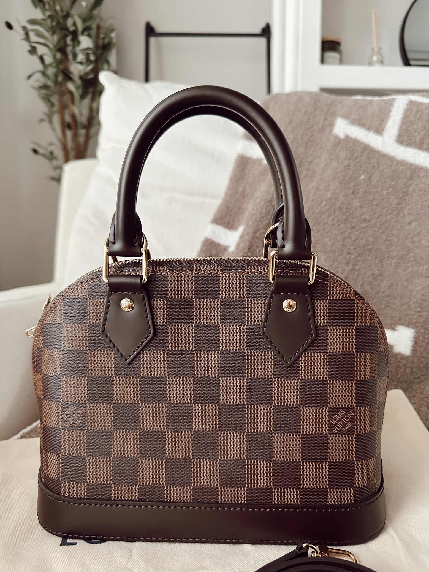 Louis Vuitton Alma BB Damier Ebene