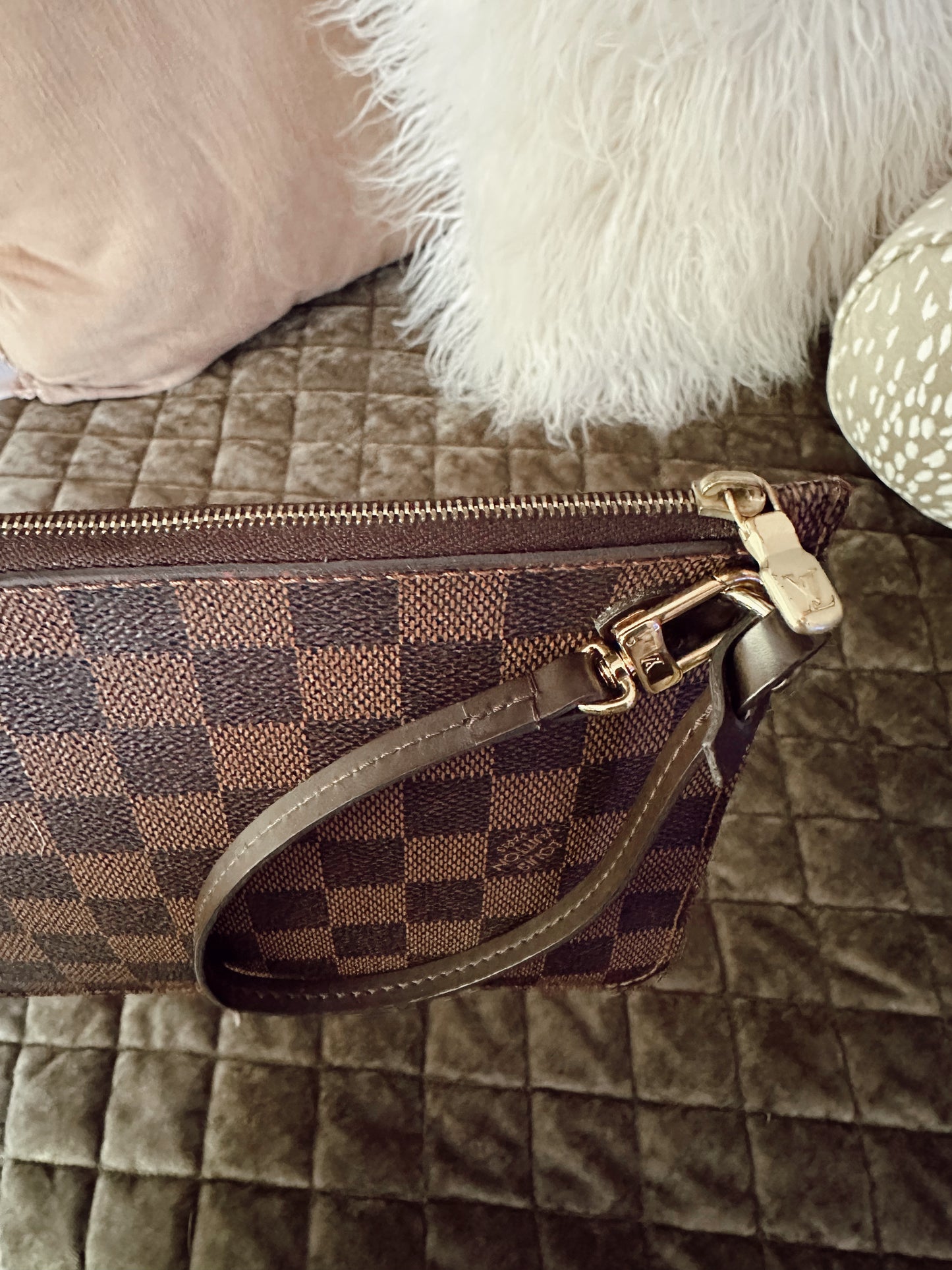 Louis Vuitton Neverfull Wristlet Damier Ebene Cherry