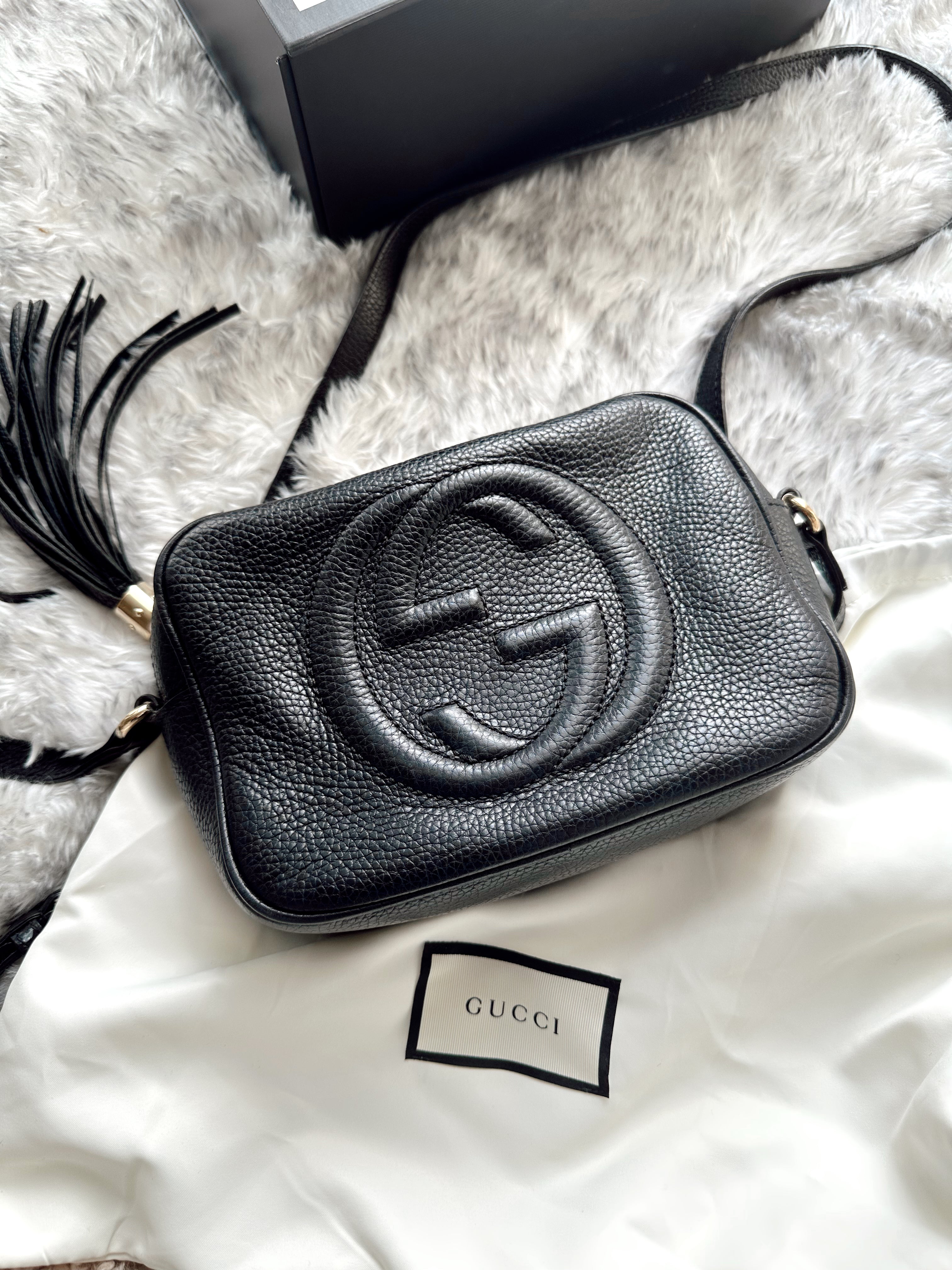 Black gucci best sale soho bag