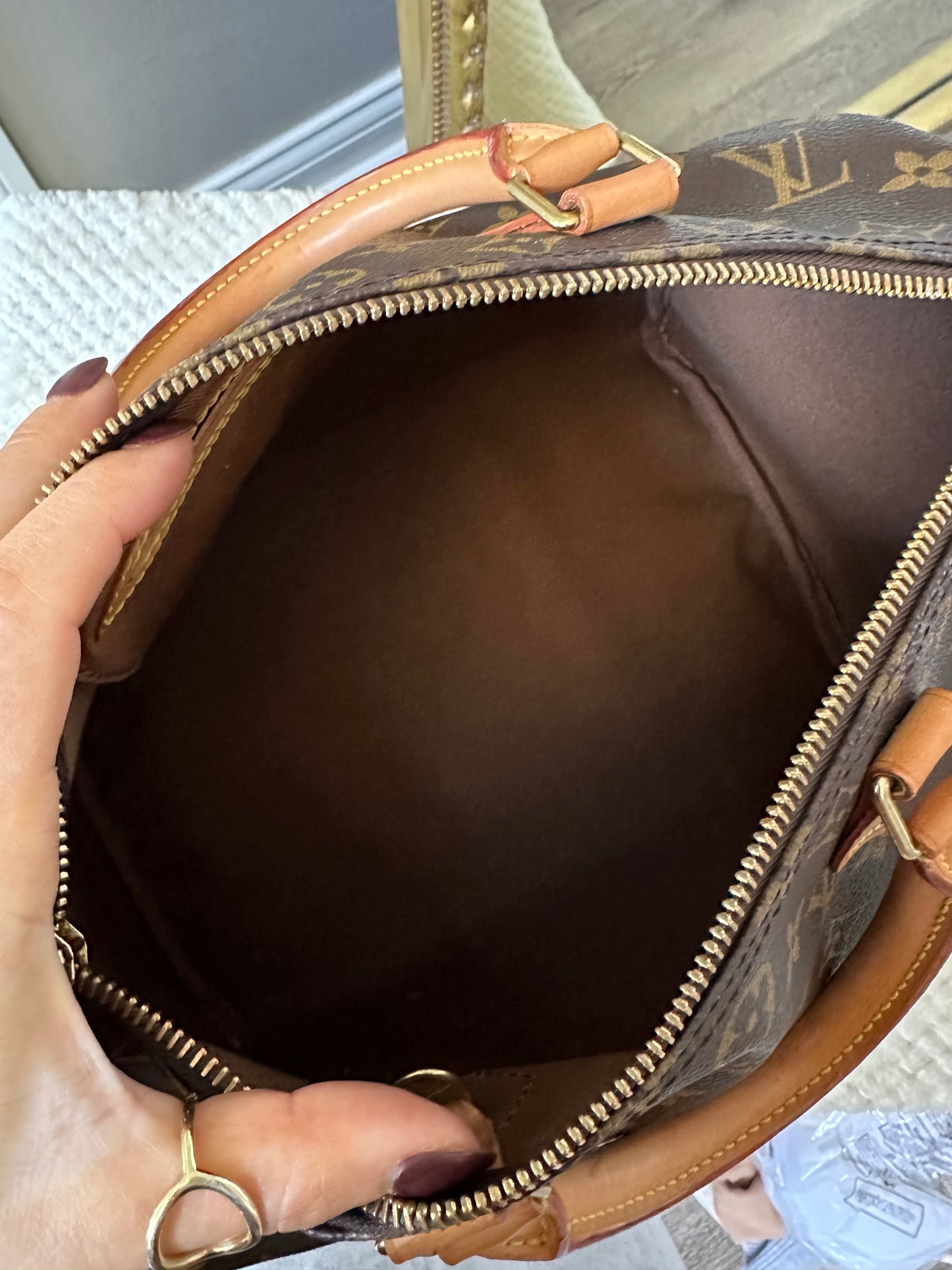 Louis Vuitton Speedy 30