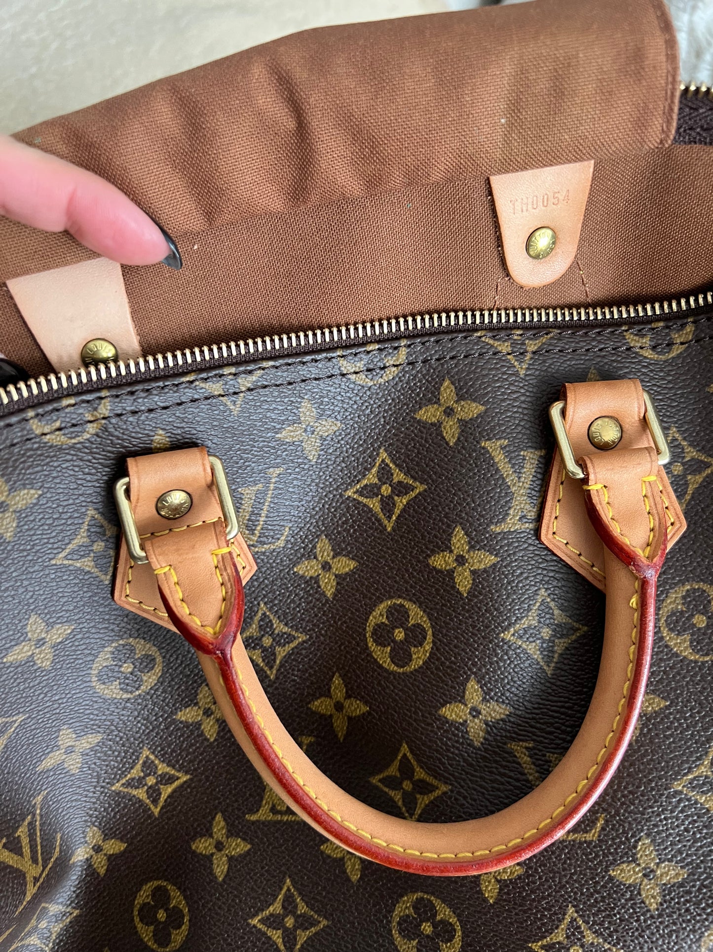 Louis Vuitton Speedy 35