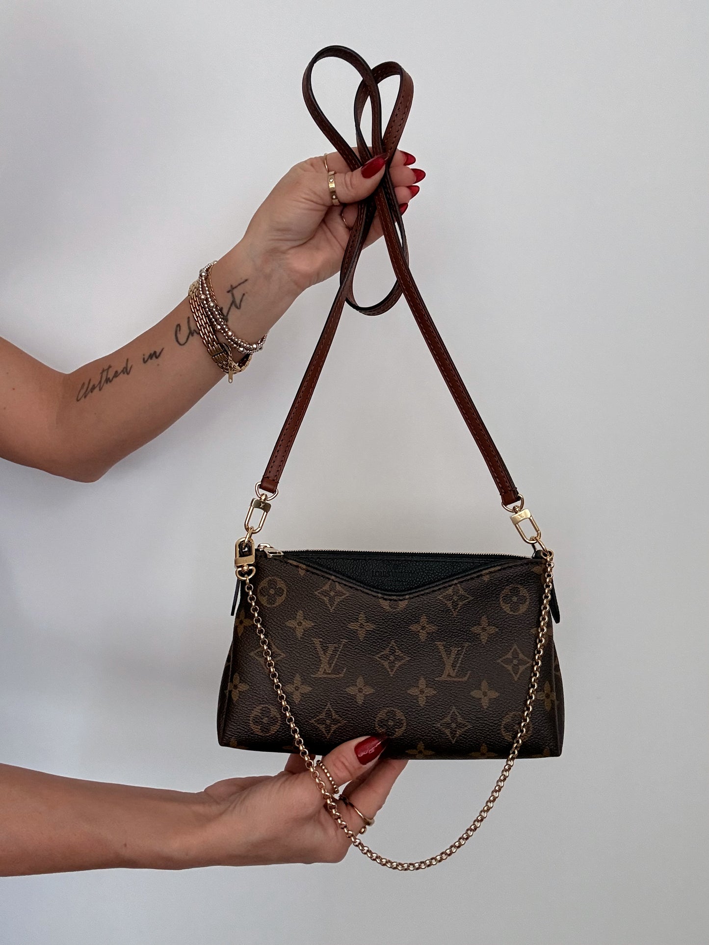 Louis Vuitton Pallas Crossbody Monogram