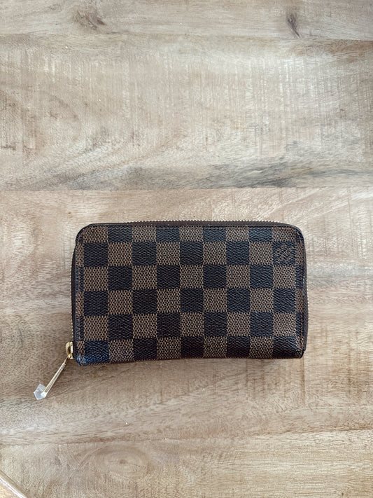 Louis Vuitton Zippy Compact Wallet