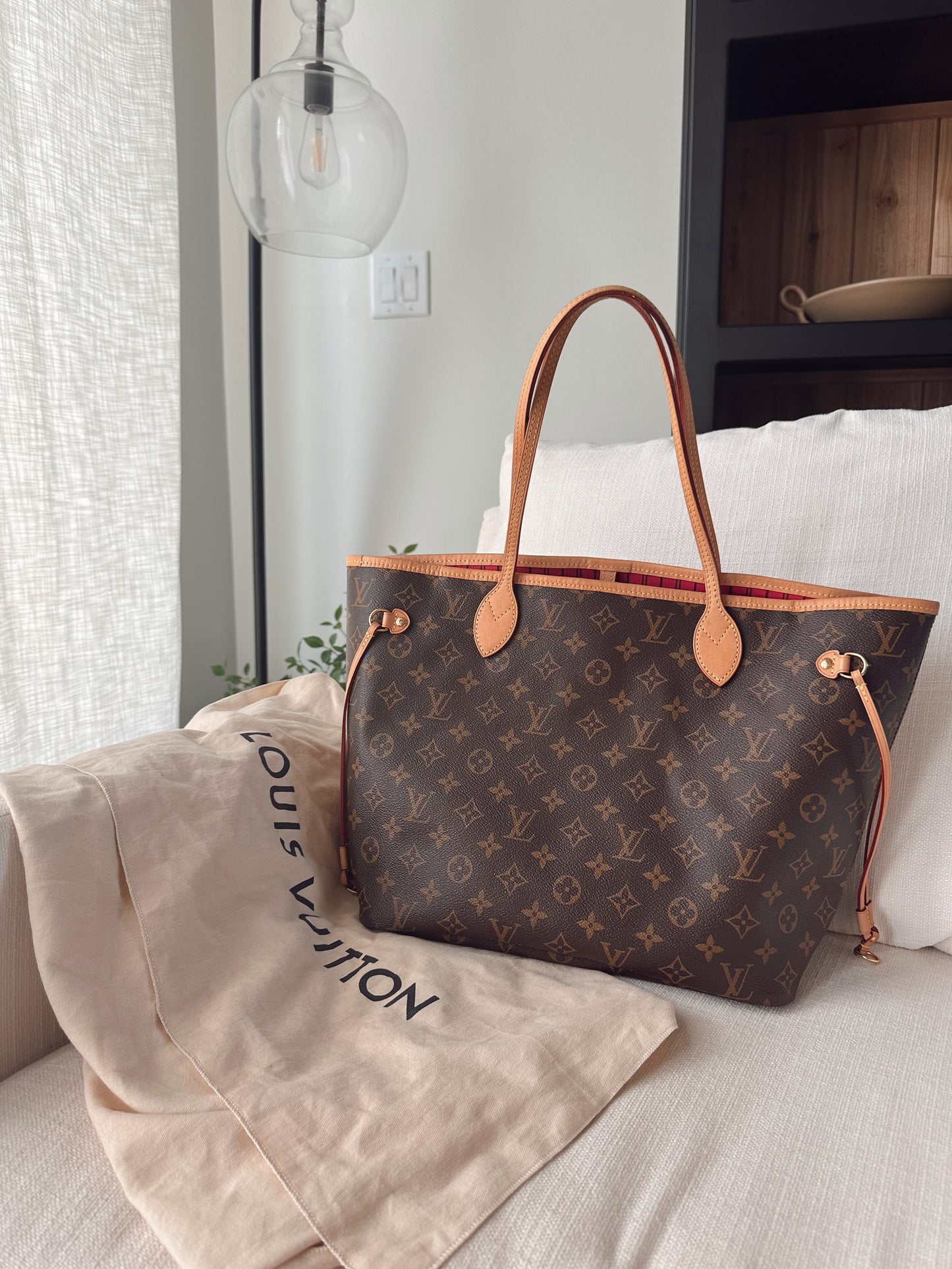 Louis Vuitton Neverfull MM Monogram