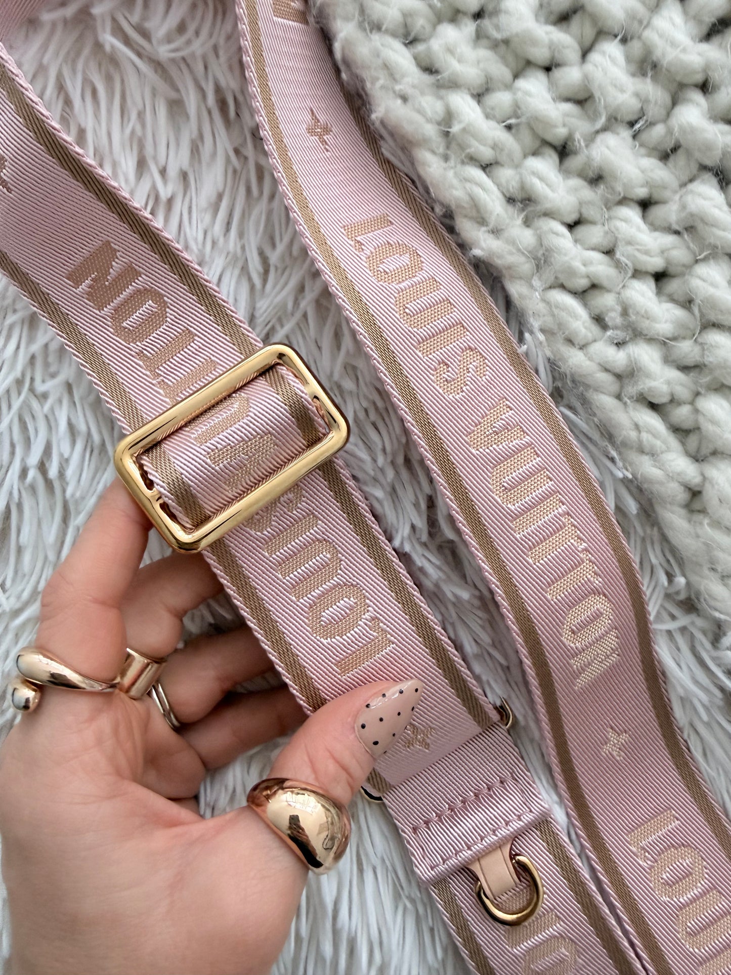 Louis Vuitton Rose Clar Strap