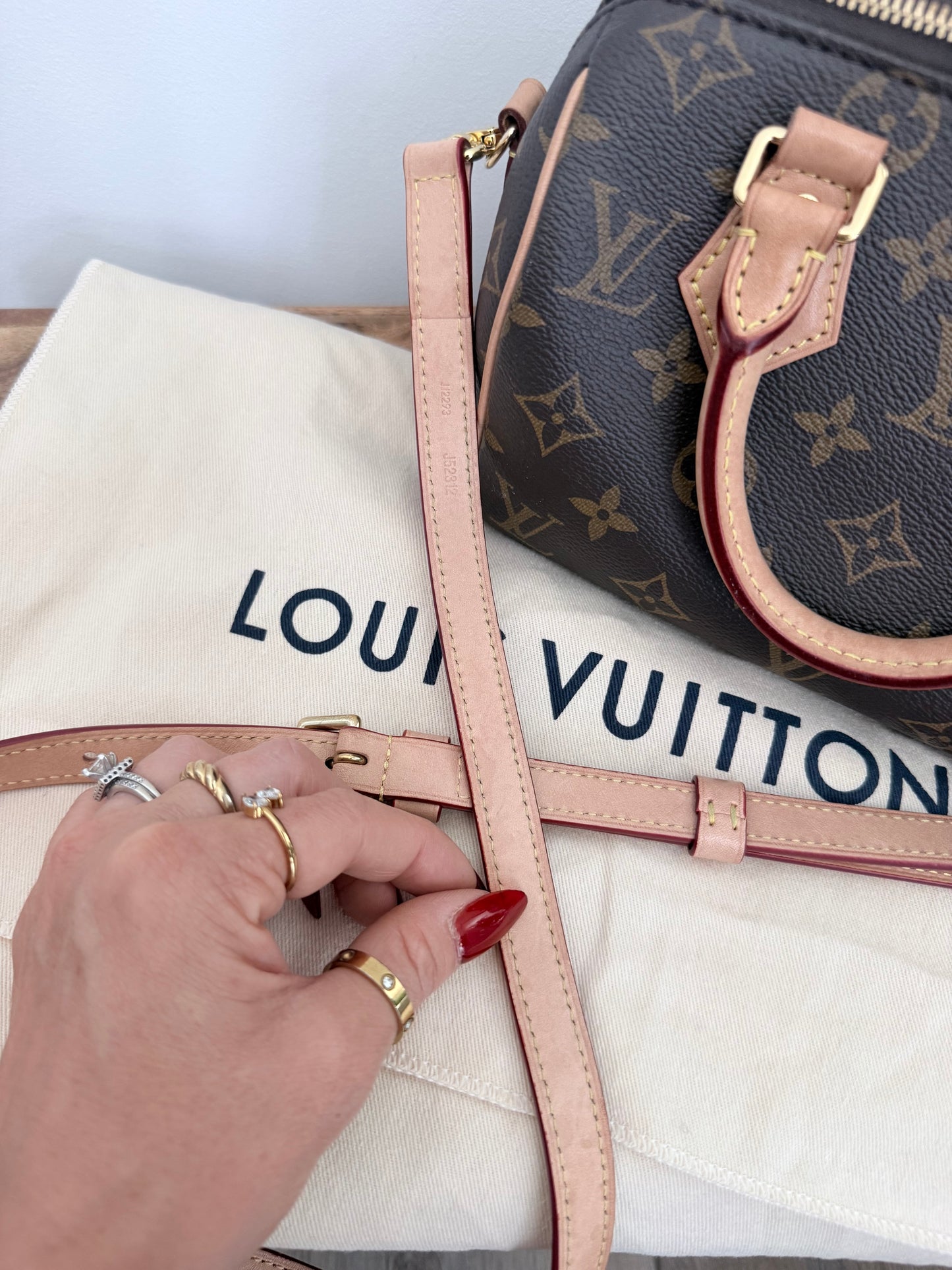 Louis Vuitton Speedy Bandouliere 20 Monogram