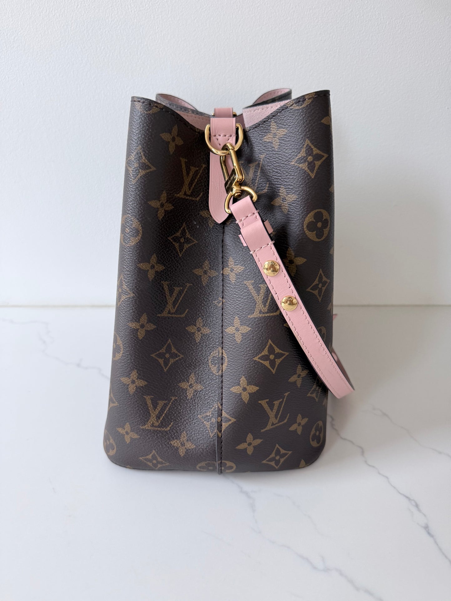 Louis Vuitton NeoNoe Monogram Pink